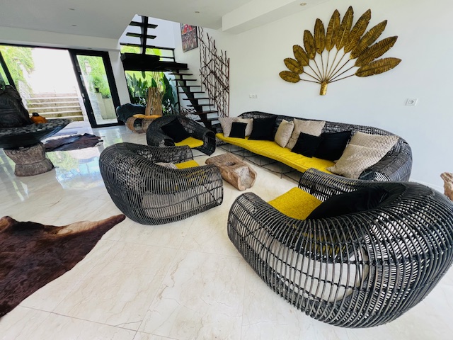 Gianyar,Bali,Indonesia,6 Bedrooms,6 Bathrooms,Villa,MLS ID 2328