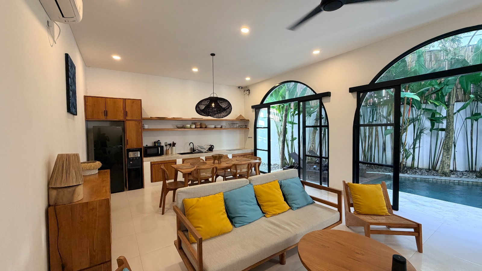 Canggu,Bali,Indonesia,3 Bedrooms,3 Bathrooms,Villa,MLS ID 2335