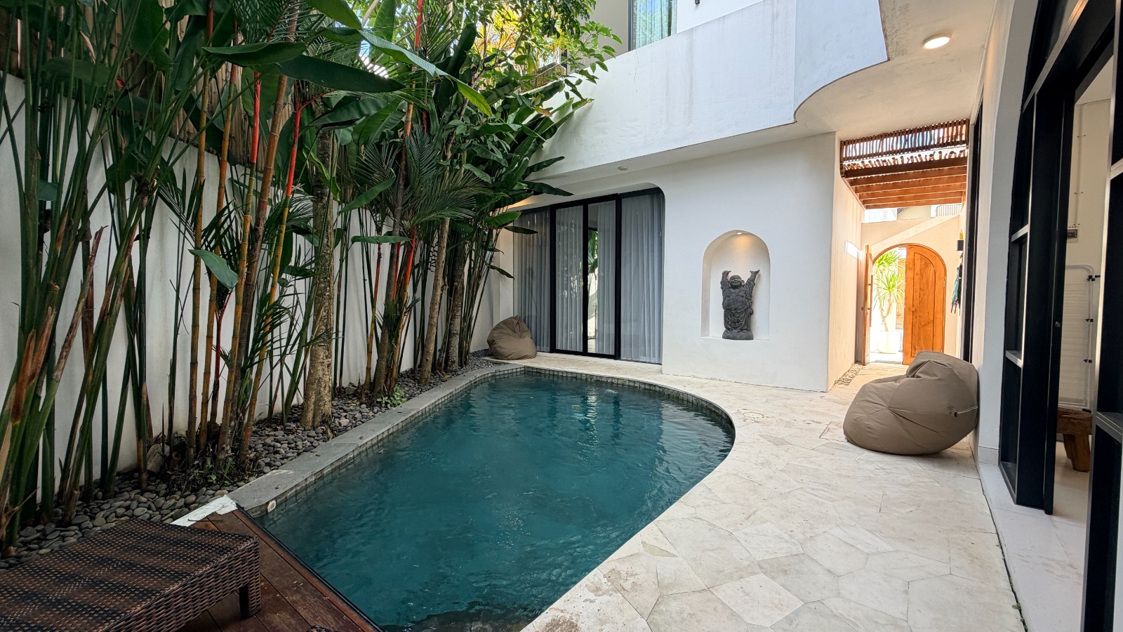 Canggu,Bali,Indonesia,3 Bedrooms,3 Bathrooms,Villa,MLS ID 2335