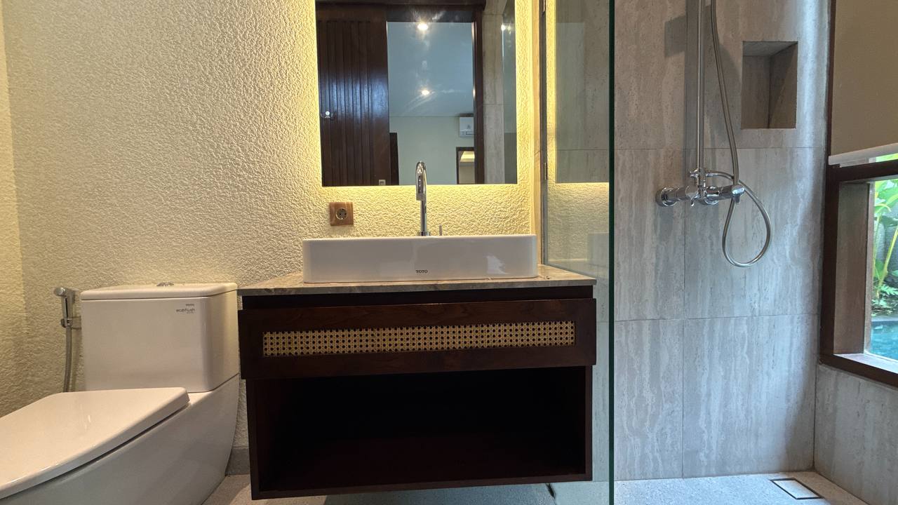 Nusa Dua,Bali,Indonesia,3 Bedrooms,3 Bathrooms,Villa,MLS ID 2353