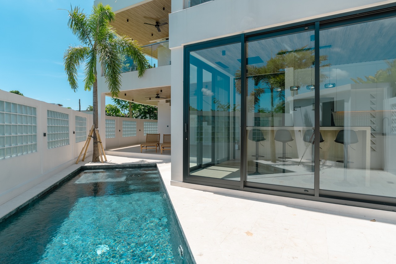 Canggu,Bali,Indonesia,5 Bedrooms,5 Bathrooms,Villa,MLS ID 2378