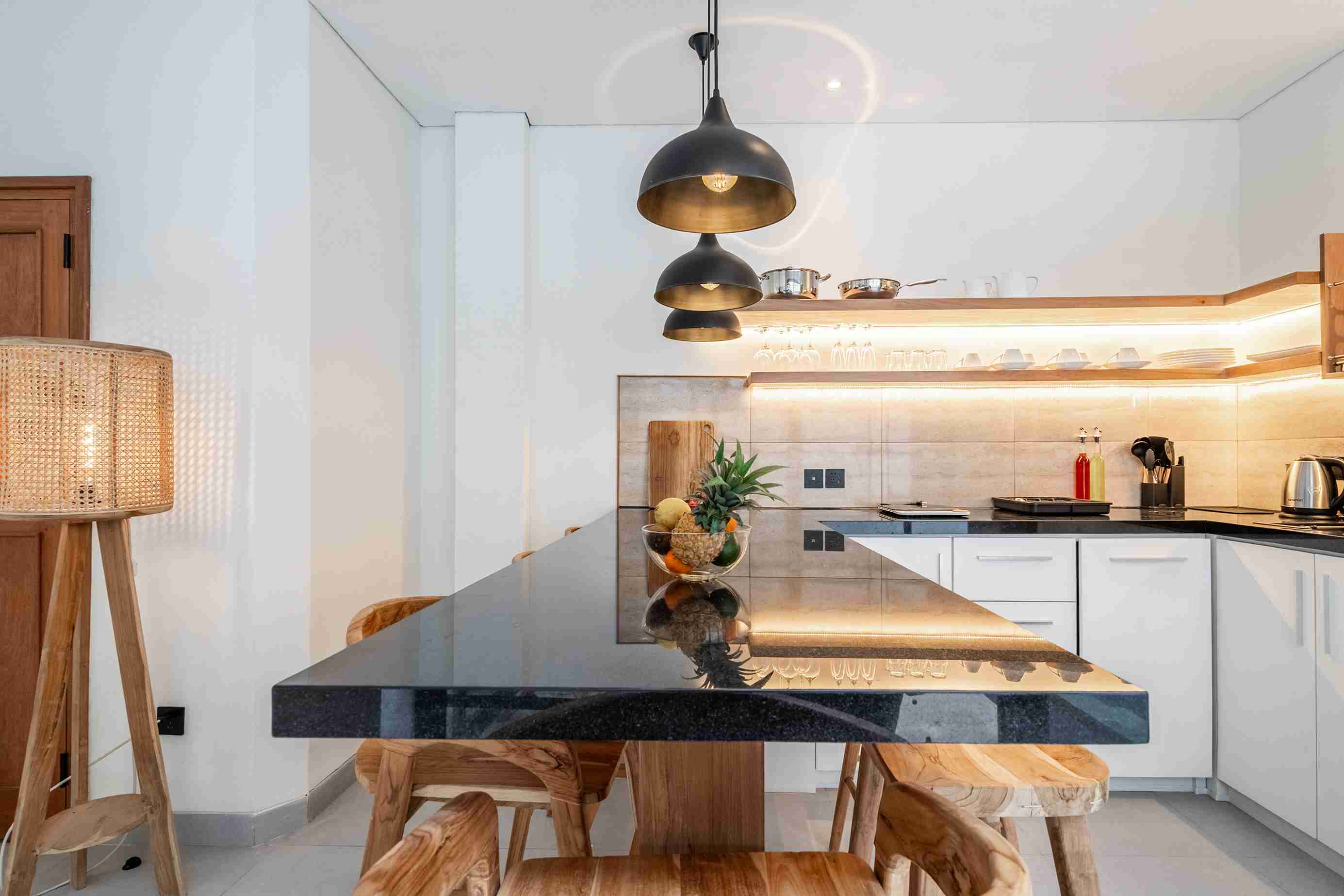 Seminyak,Bali,Indonesia,2 Bedrooms,2 Bathrooms,Villa,MLS ID 2396