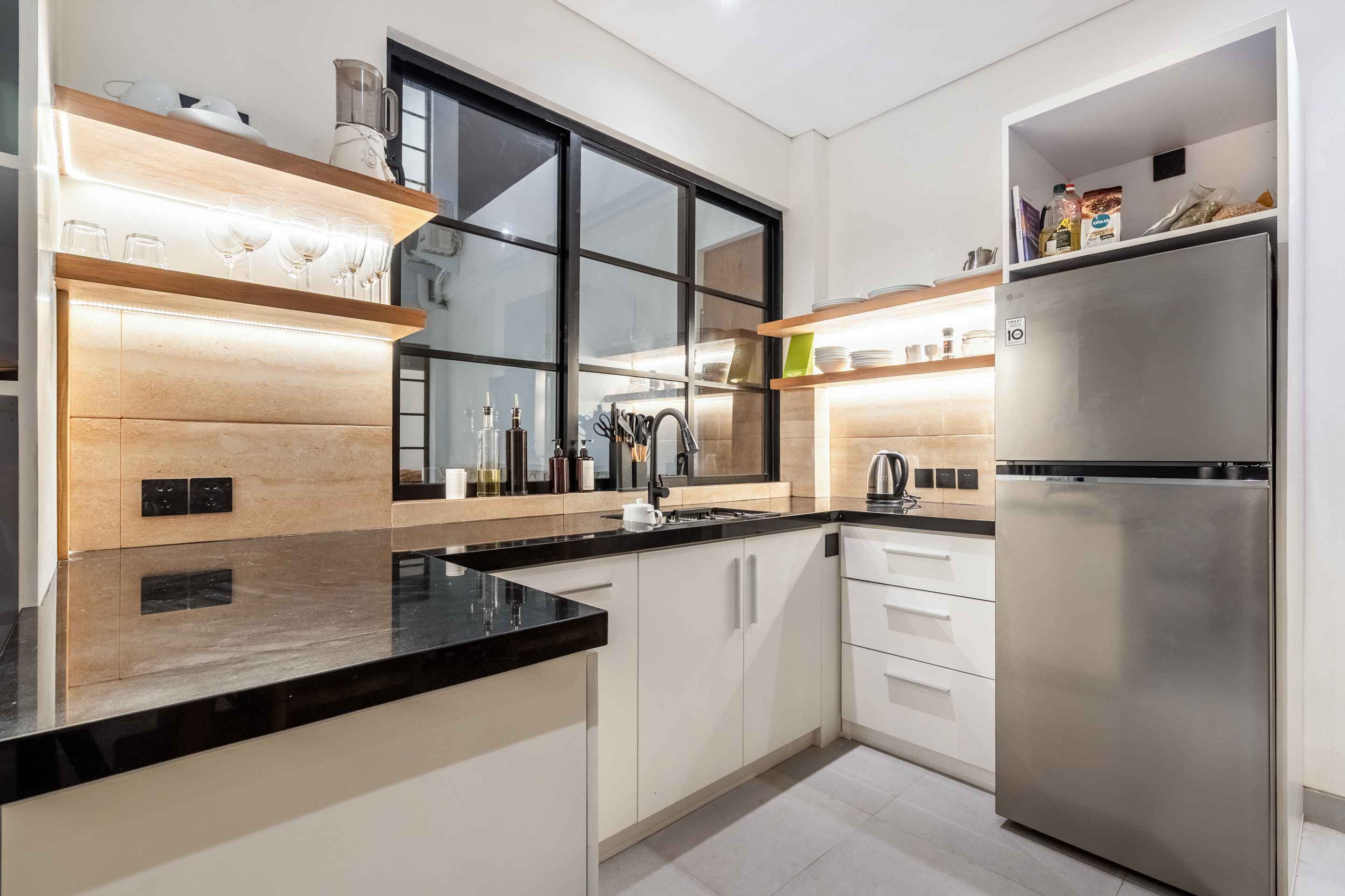 Seminyak,Bali,Indonesia,3 Bedrooms,3 Bathrooms,Villa,MLS ID 2397