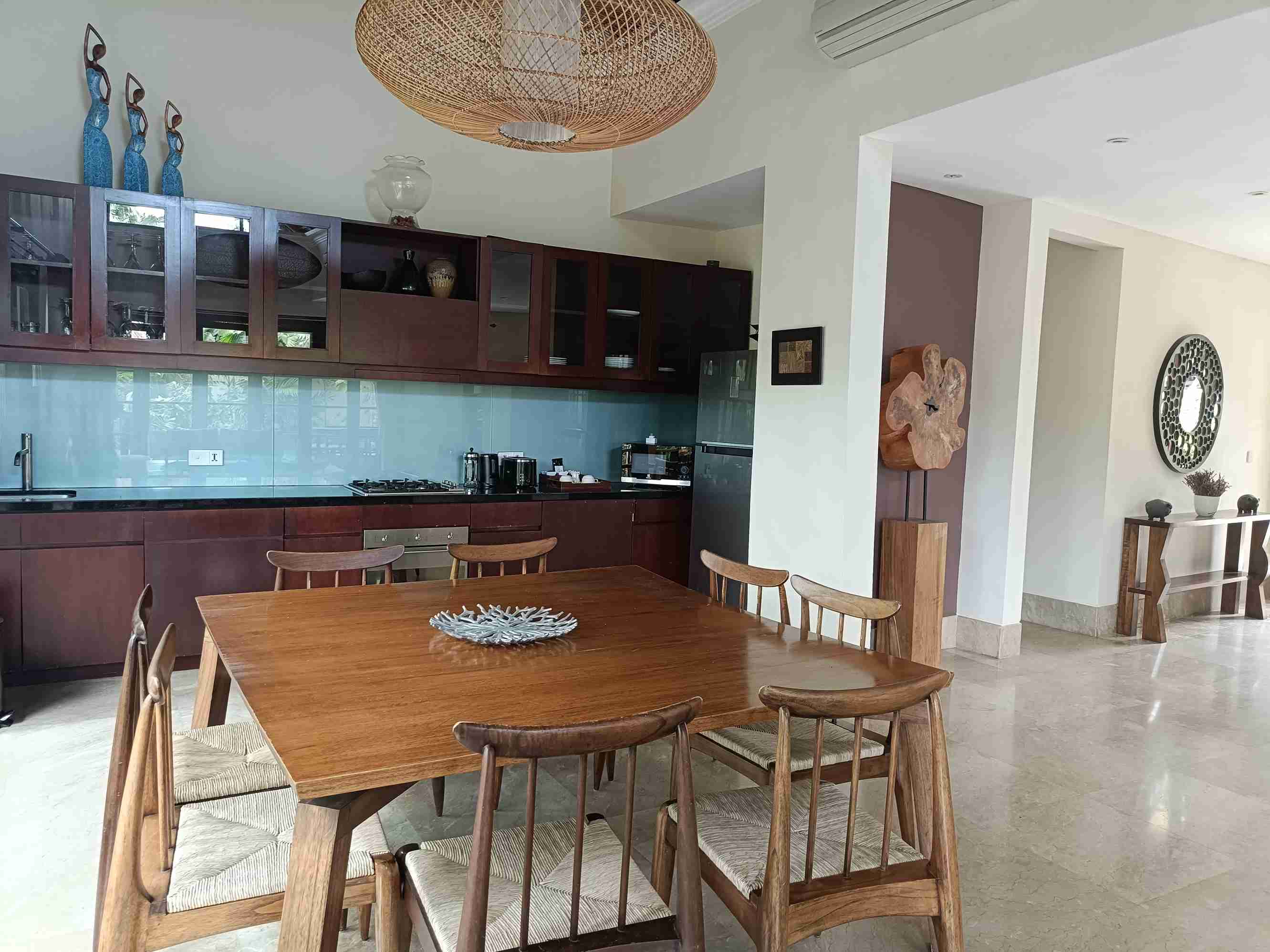 Ungasan,Bali,Indonesia,3 Bedrooms,3 Bathrooms,Villa,MLS ID 2398