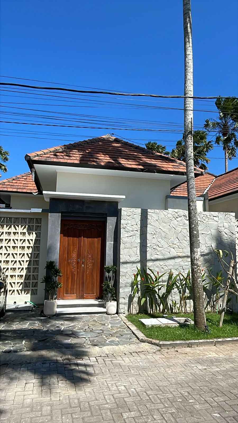 Seminyak,Bali,Indonesia,3 Bedrooms,3 Bathrooms,Villa,MLS ID 2401