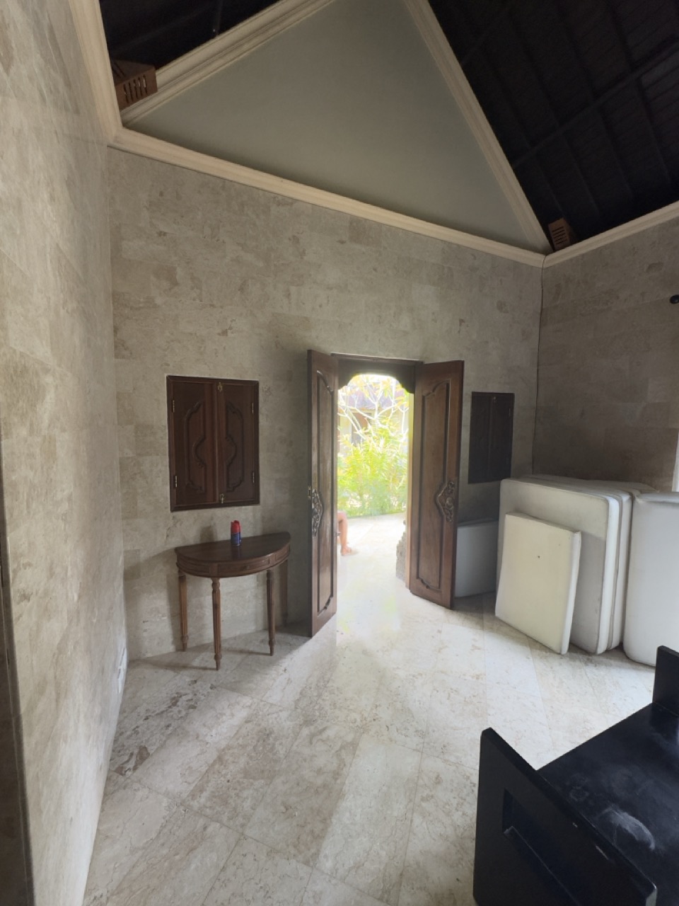 Ungasan,Bali,Indonesia,2 Bedrooms,2 Bathrooms,Villa,MLS ID 2424