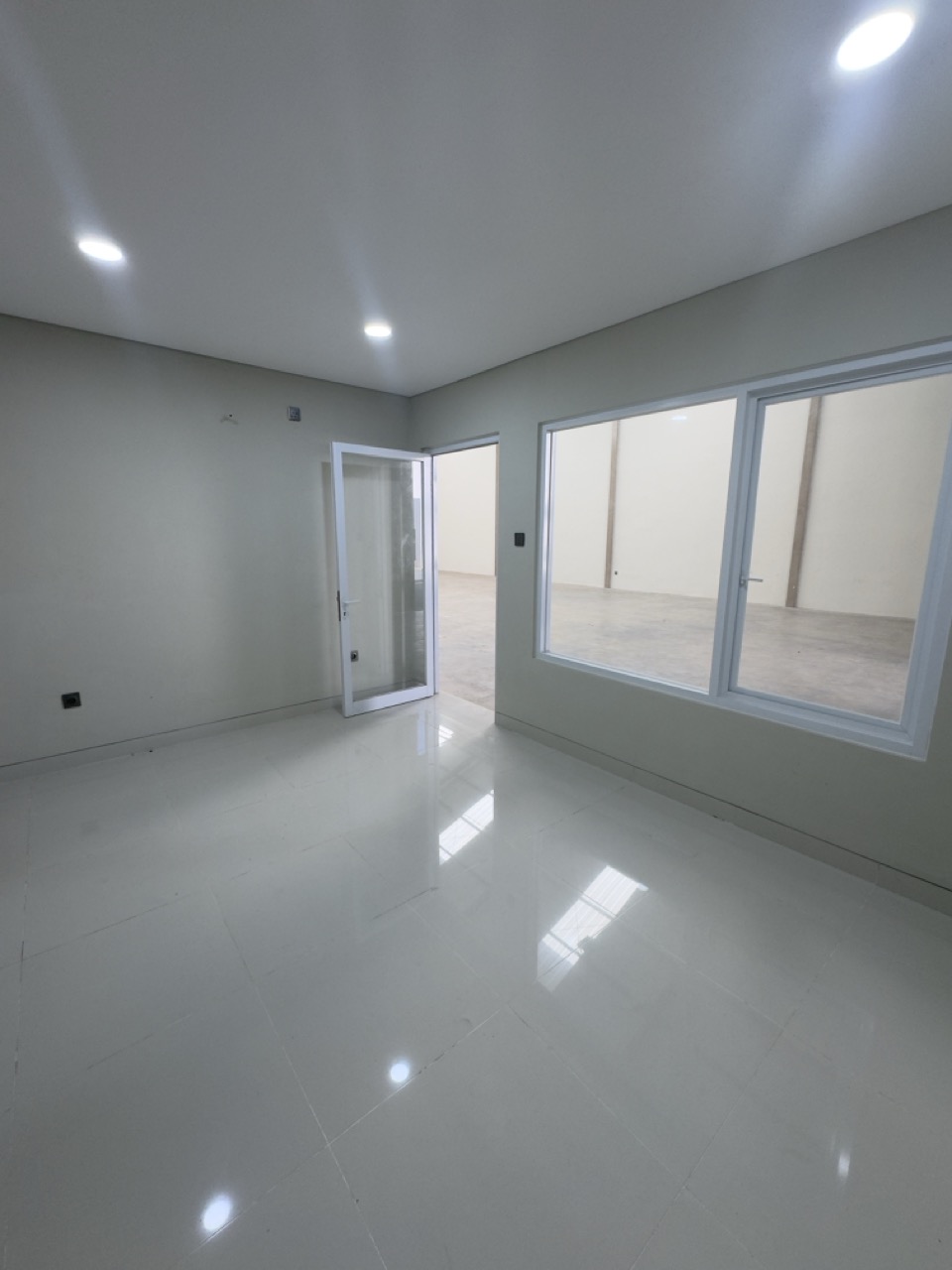 Denpasar,Bali,Indonesia,4 Bathrooms,Commercial,MLS ID 2439