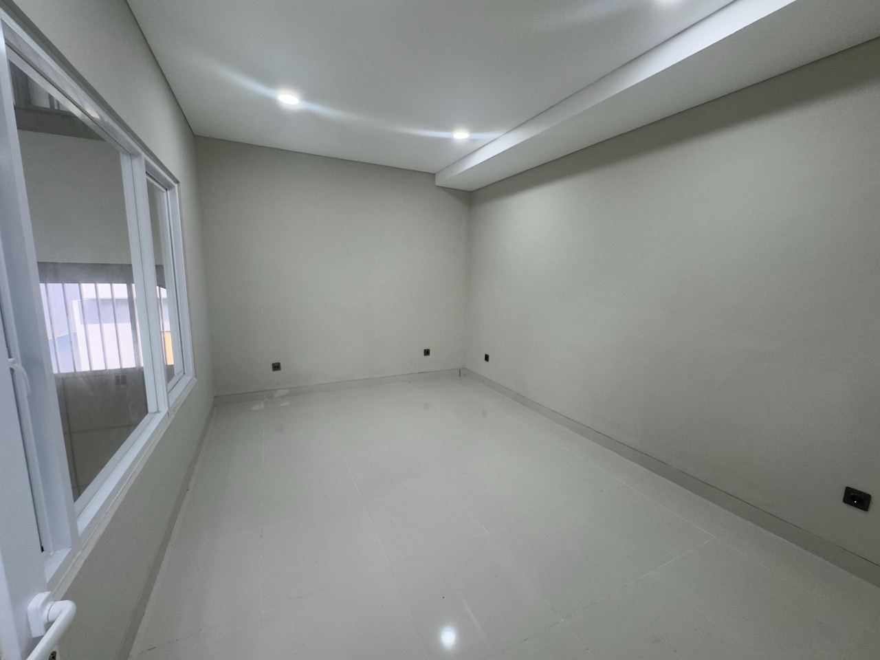 Denpasar,Bali,Indonesia,4 Bathrooms,Commercial,MLS ID 2439