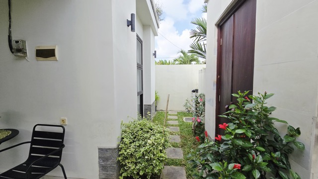 Gianyar,Bali,Indonesia,4 Bedrooms,2 Bathrooms,Residential,MLS ID 2442