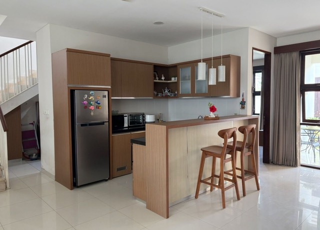 Gianyar,Bali,Indonesia,4 Bedrooms,2 Bathrooms,Residential,MLS ID 2442