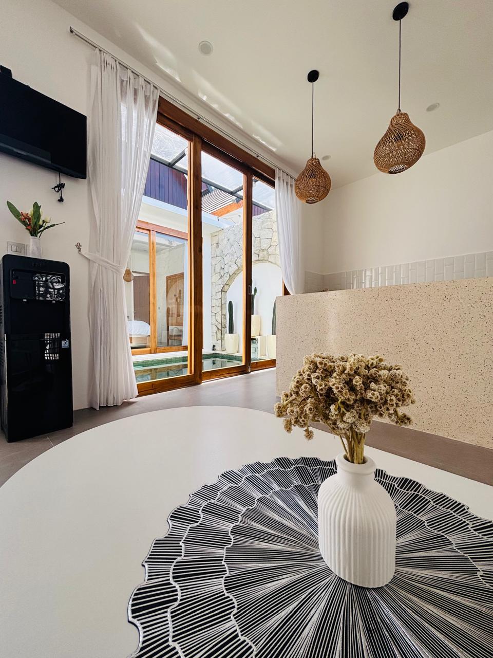 Kerobokan,Bali,Indonesia,2 Bedrooms,2 Bathrooms,Villa,MLS ID 2447