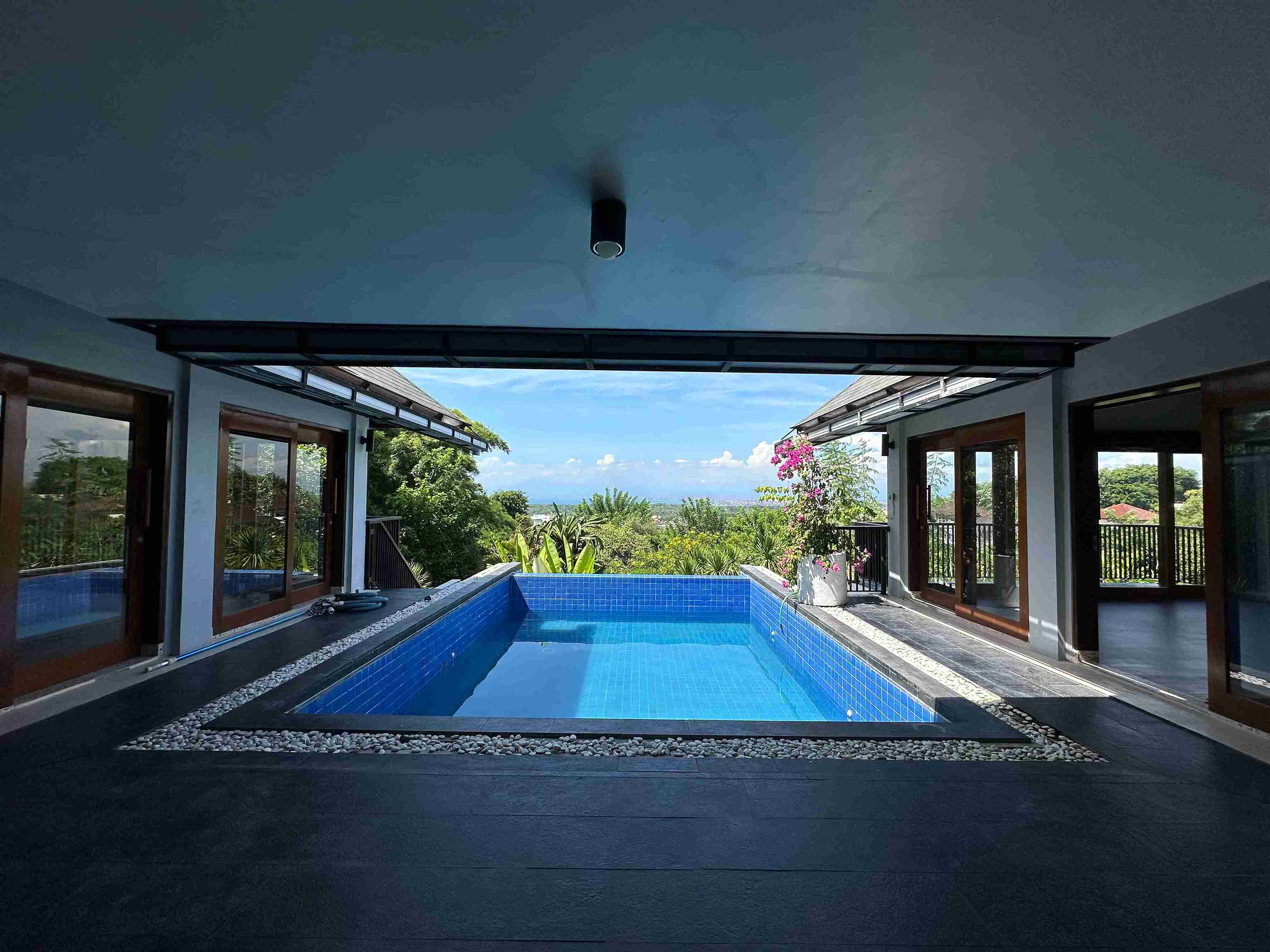 Ungasan,Bali,Indonesia,5 Bedrooms,6 Bathrooms,Villa,MLS ID 2449