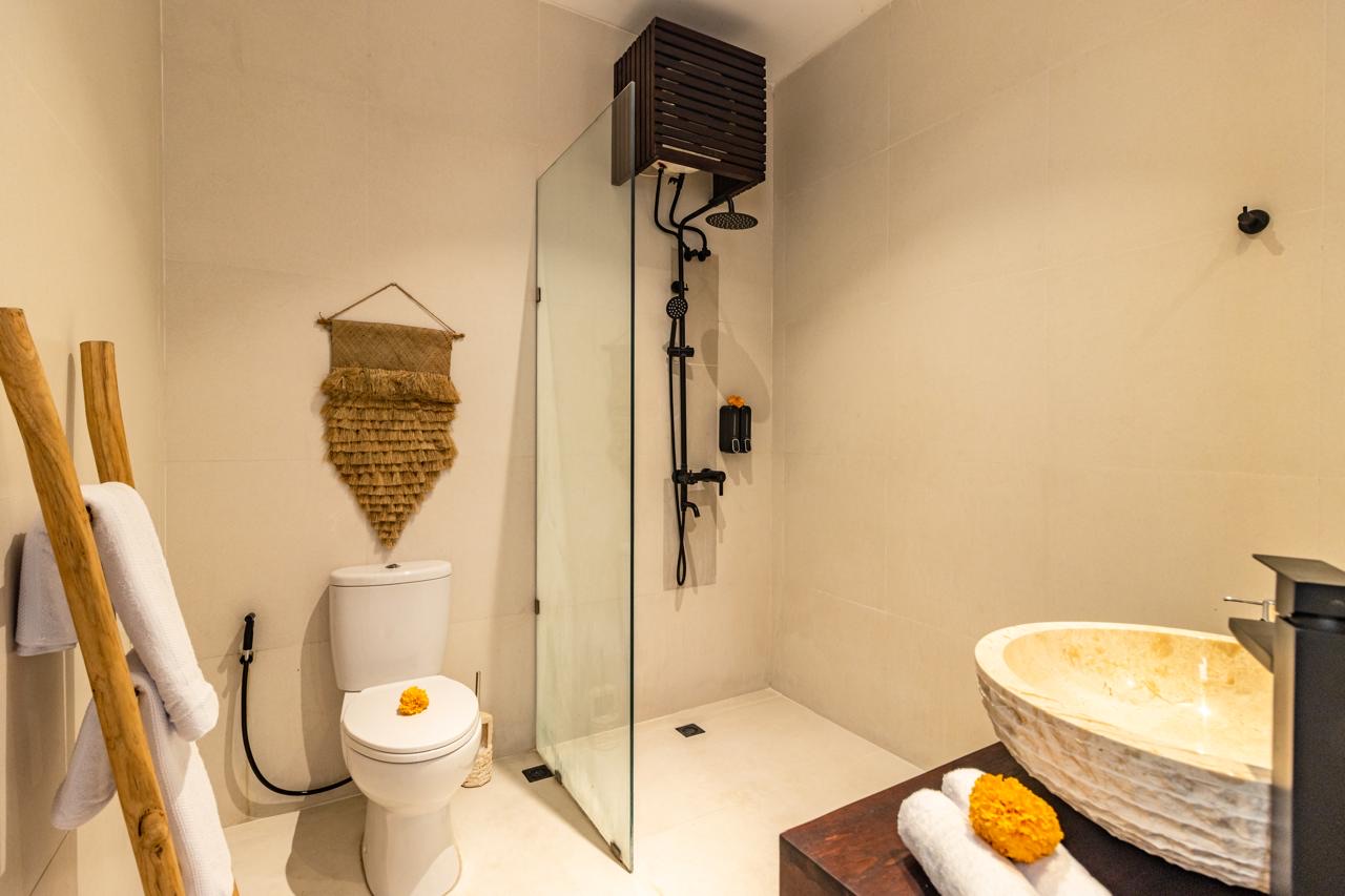 Seminyak,Bali,Indonesia,4 Bedrooms,4 Bathrooms,Villa,MLS ID 2469