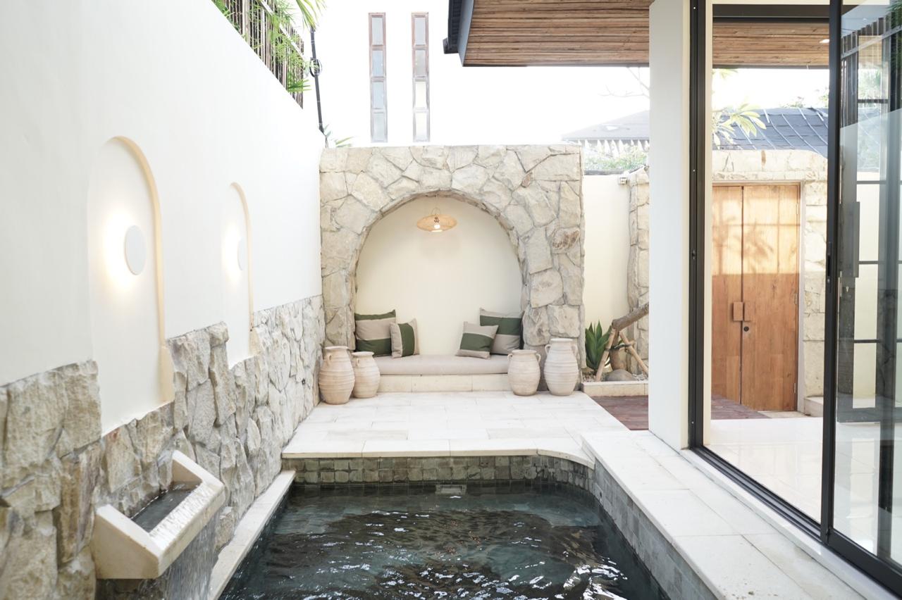 Seminyak,Bali,Indonesia,2 Bedrooms,2 Bathrooms,Villa,MLS ID 2475