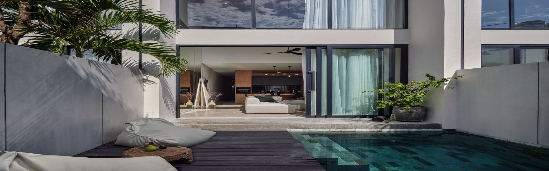 Umalas,Bali,Indonesia,3 Bedrooms,2 Bathrooms,Villa,MLS ID 2477