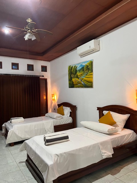 Jimbaran,Bali,Indonesia,4 Bedrooms,4 Bathrooms,Villa,MLS ID 2483