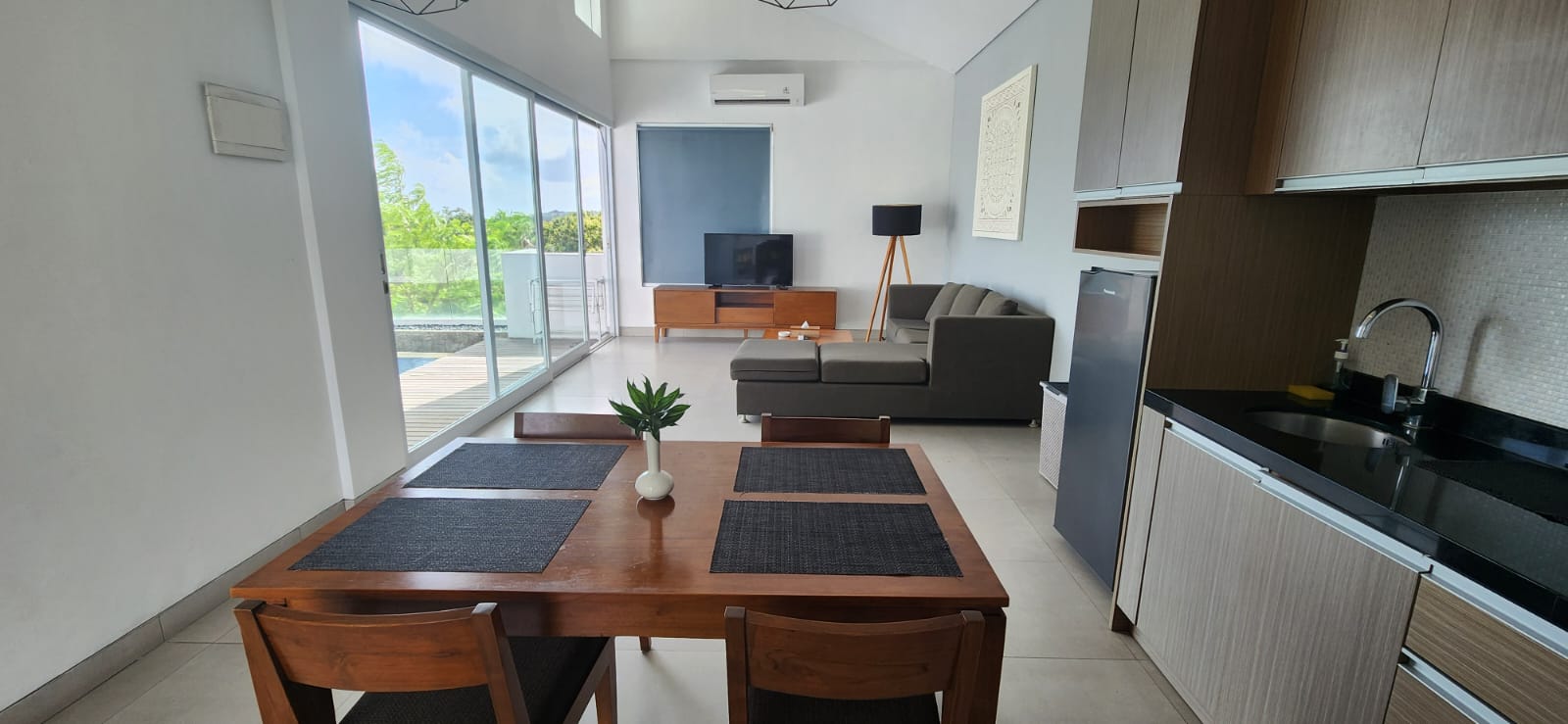 Ungasan,Bali,Indonesia,3 Bedrooms,2 Bathrooms,Villa,MLS ID 2485