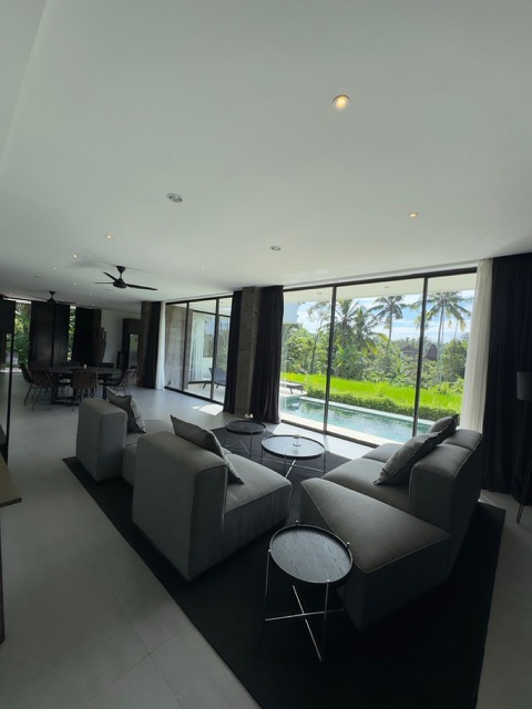Gianyar,Bali,Indonesia,4 Bedrooms,5 Bathrooms,Villa,MLS ID 2494