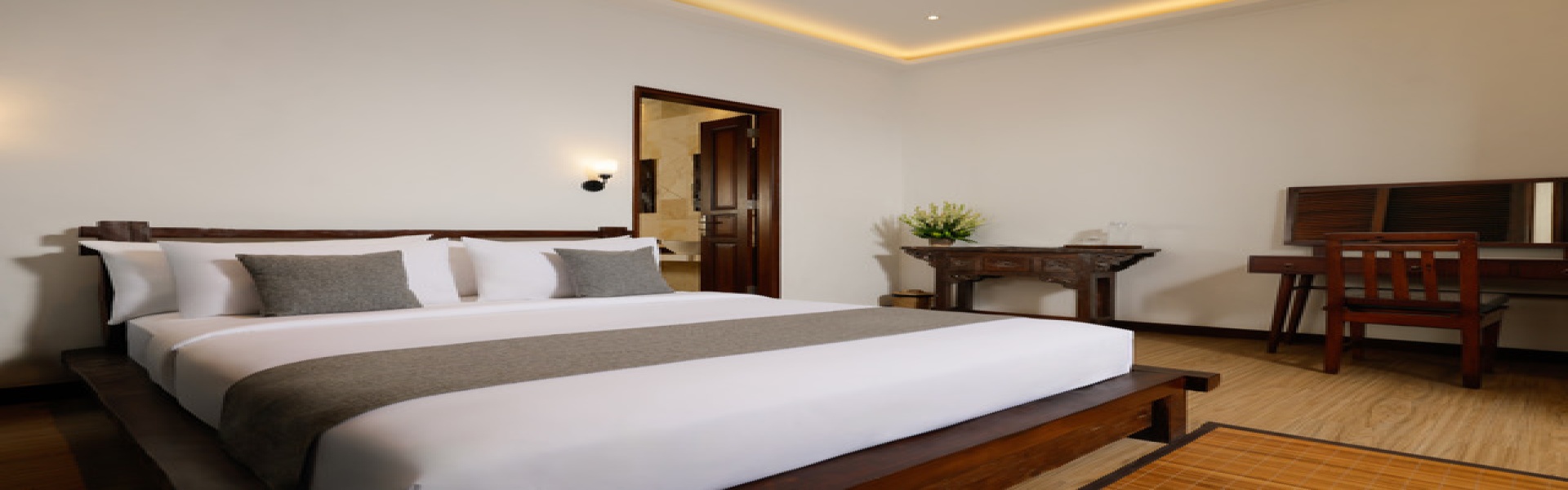 Ubud,Bali,Indonesia,5 Bedrooms,5 Bathrooms,Villa,MLS ID 2514