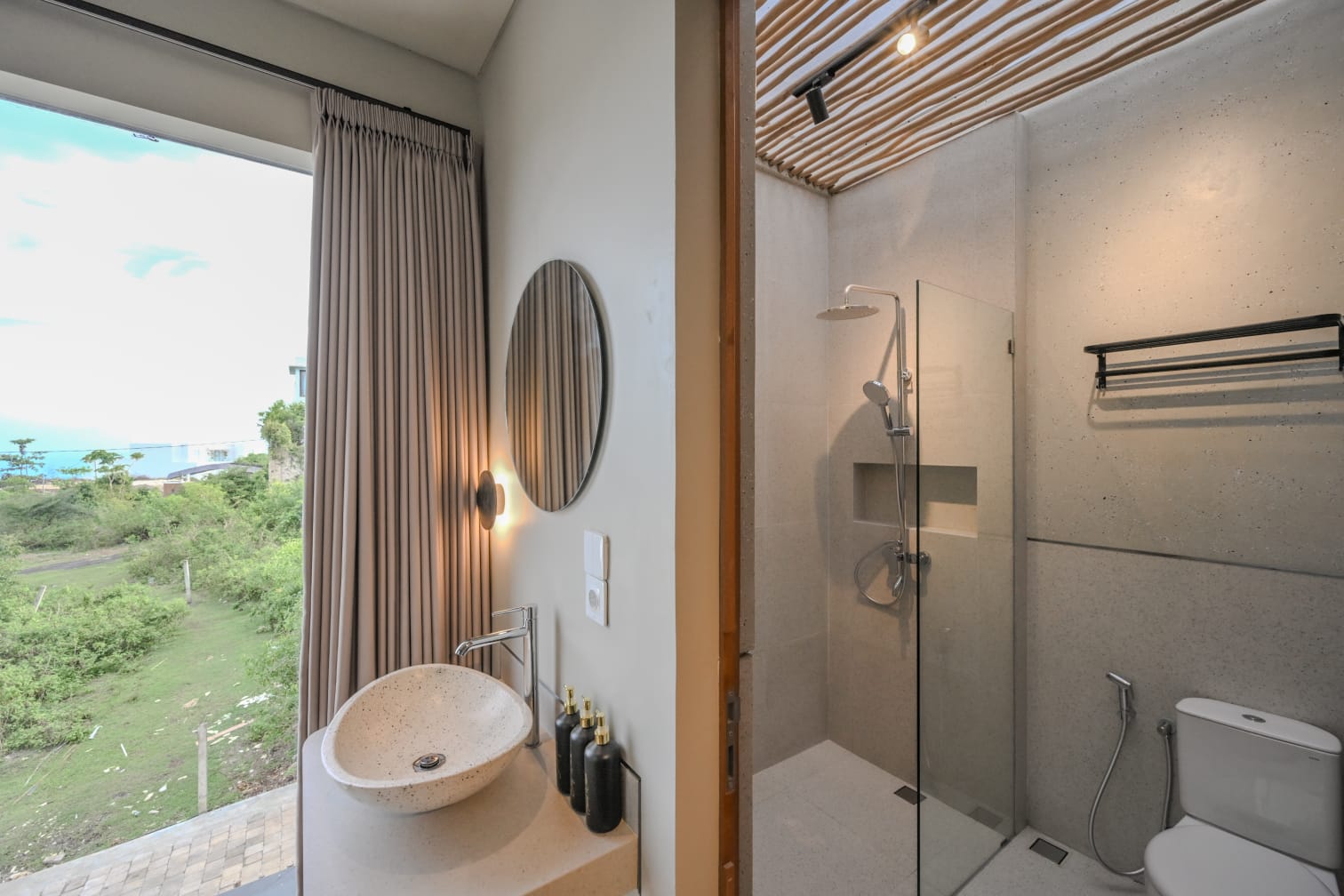 Ungasan,Bali,Indonesia,2 Bedrooms,2 Bathrooms,Villa,MLS ID 2518