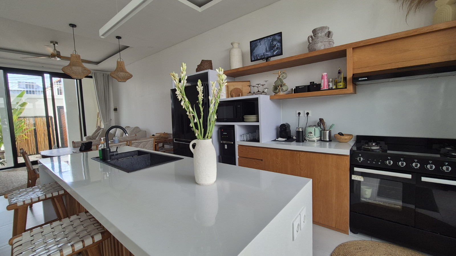 Denpasar,Bali,Indonesia,3 Bedrooms,3 Bathrooms,Villa,MLS ID 2531