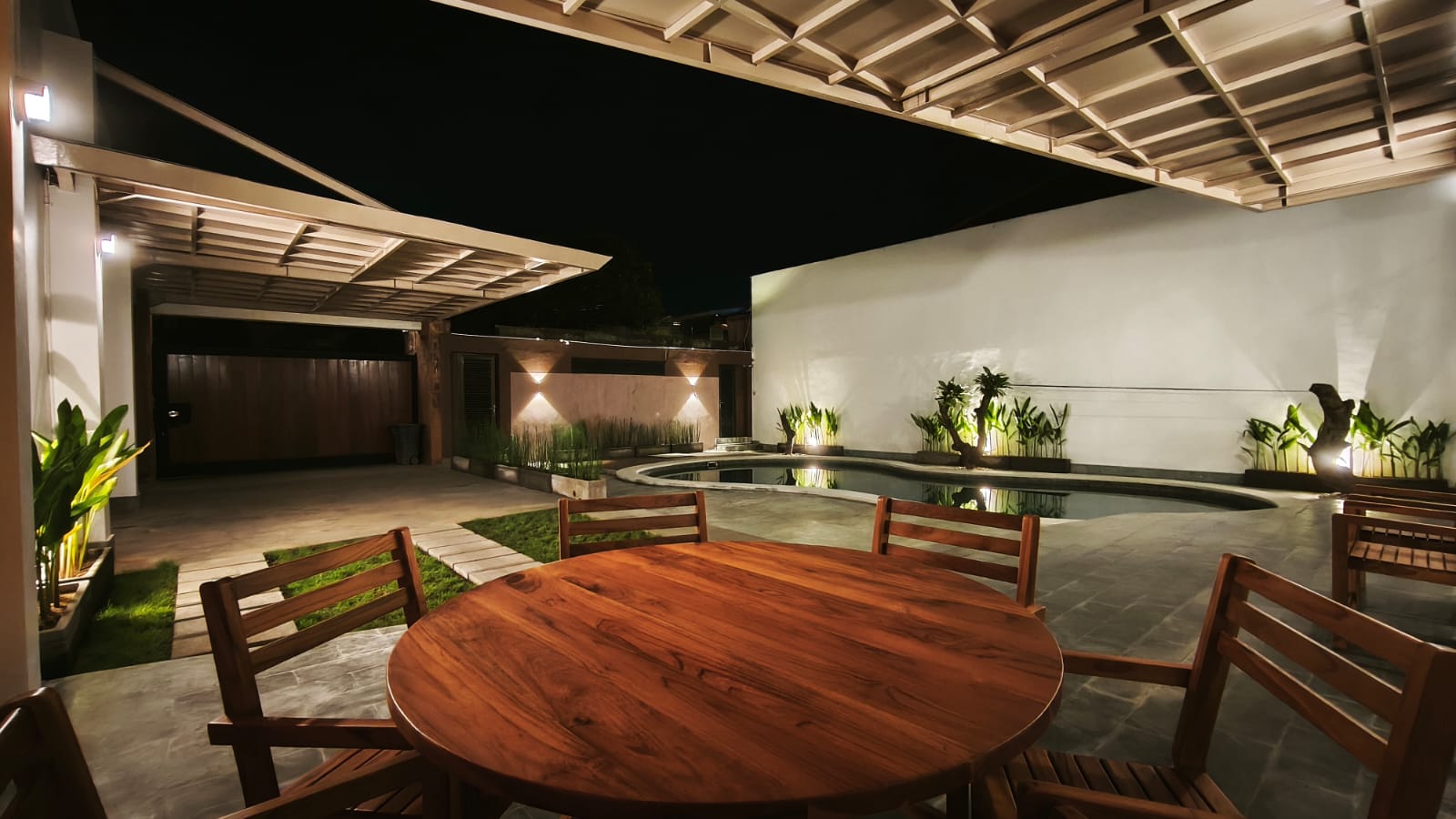Kerobokan,Bali,Indonesia,3 Bedrooms,3 Bathrooms,Villa,MLS ID 2533