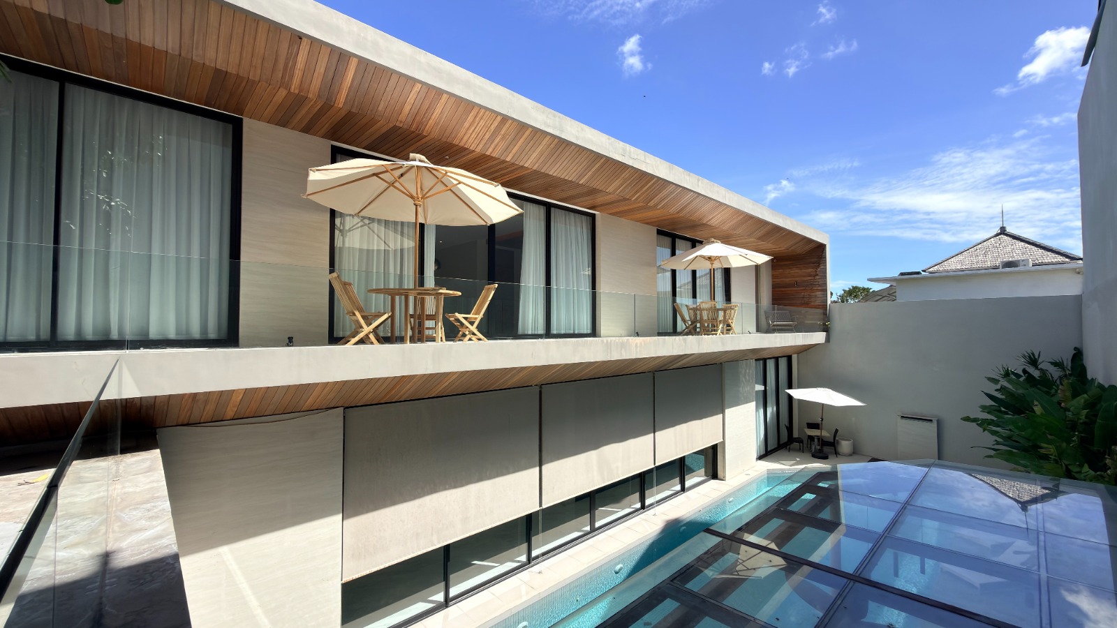 Seminyak,Bali,Indonesia,4 Bedrooms,4 Bathrooms,Villa,MLS ID 2543