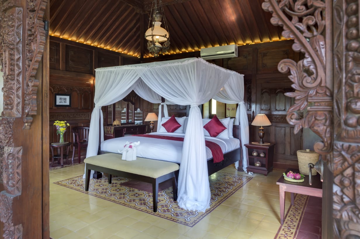 NTB,Bali,Indonesia,5 Bedrooms,4 Bathrooms,Villa,MLS ID 2560