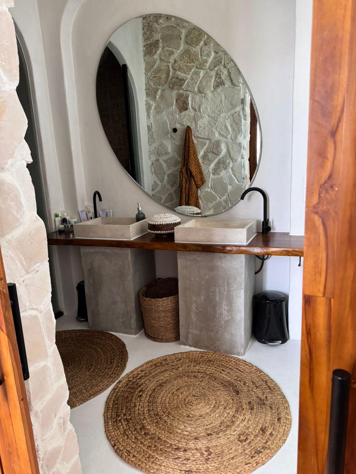 Jimbaran,Bali,Indonesia,2 Bedrooms,2 Bathrooms,Villa,MLS ID 2570