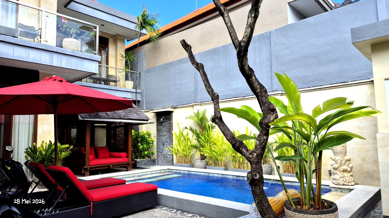 Legian,Bali,Indonesia,3 Bedrooms,3 Bathrooms,Villa,MLS ID 2572