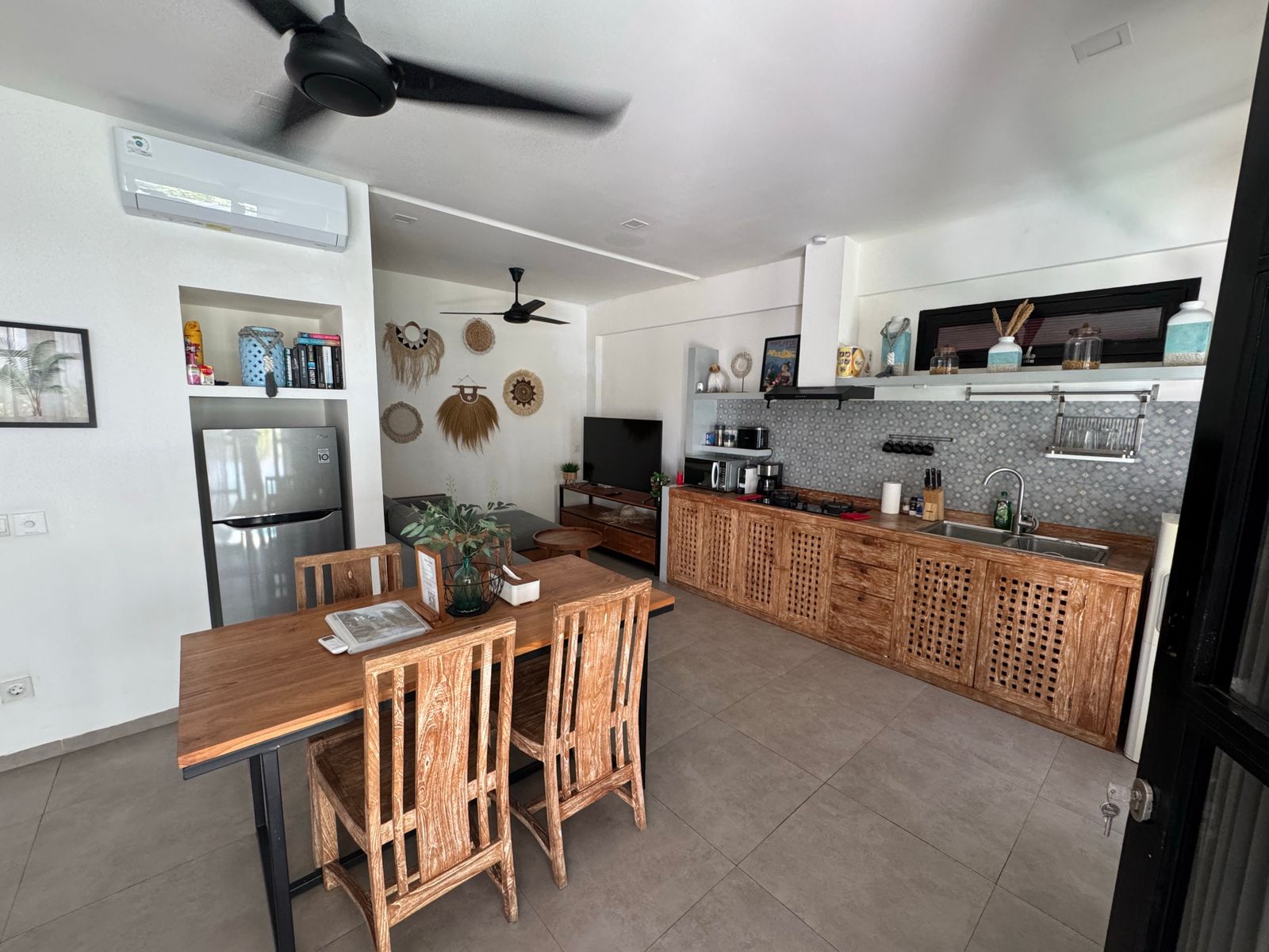 Legian,Bali,Indonesia,1 Bedroom,1 Bathroom,Villa,MLS ID 2574