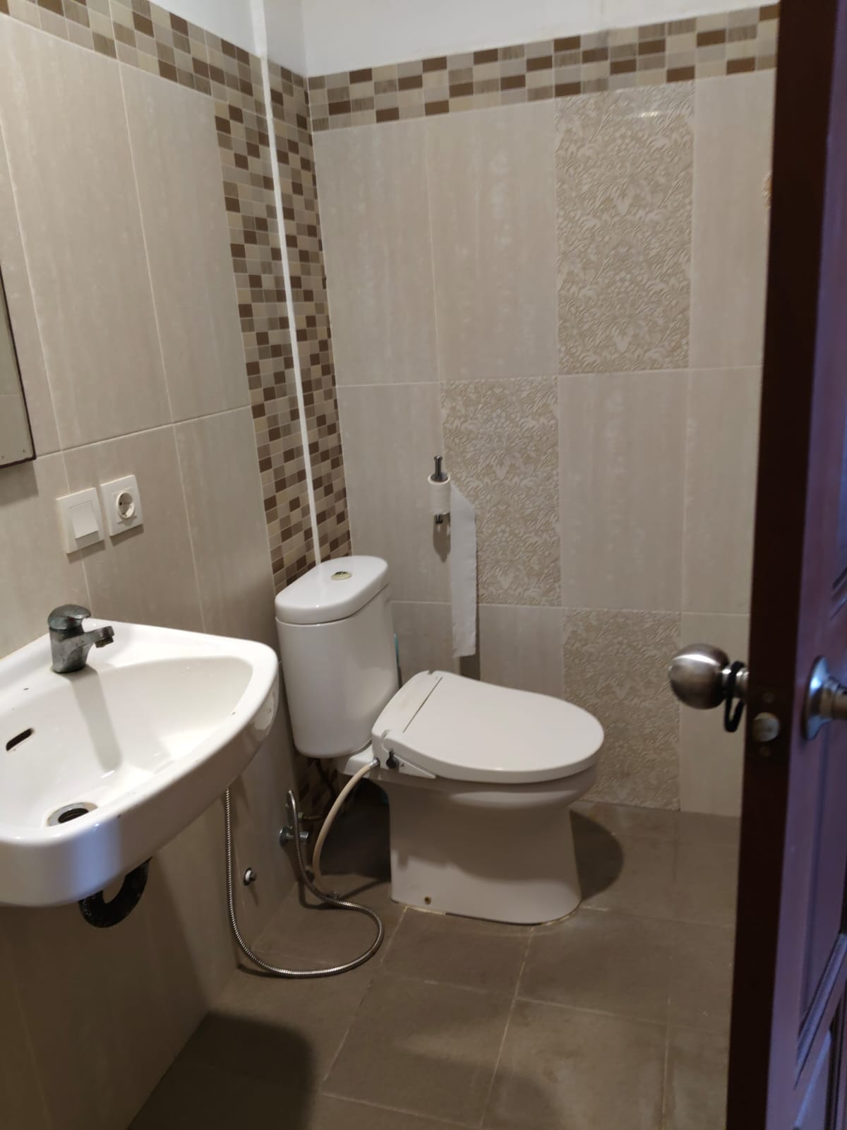 Jimbaran,Bali,Indonesia,3 Bedrooms,3 Bathrooms,Residential,MLS ID 2575