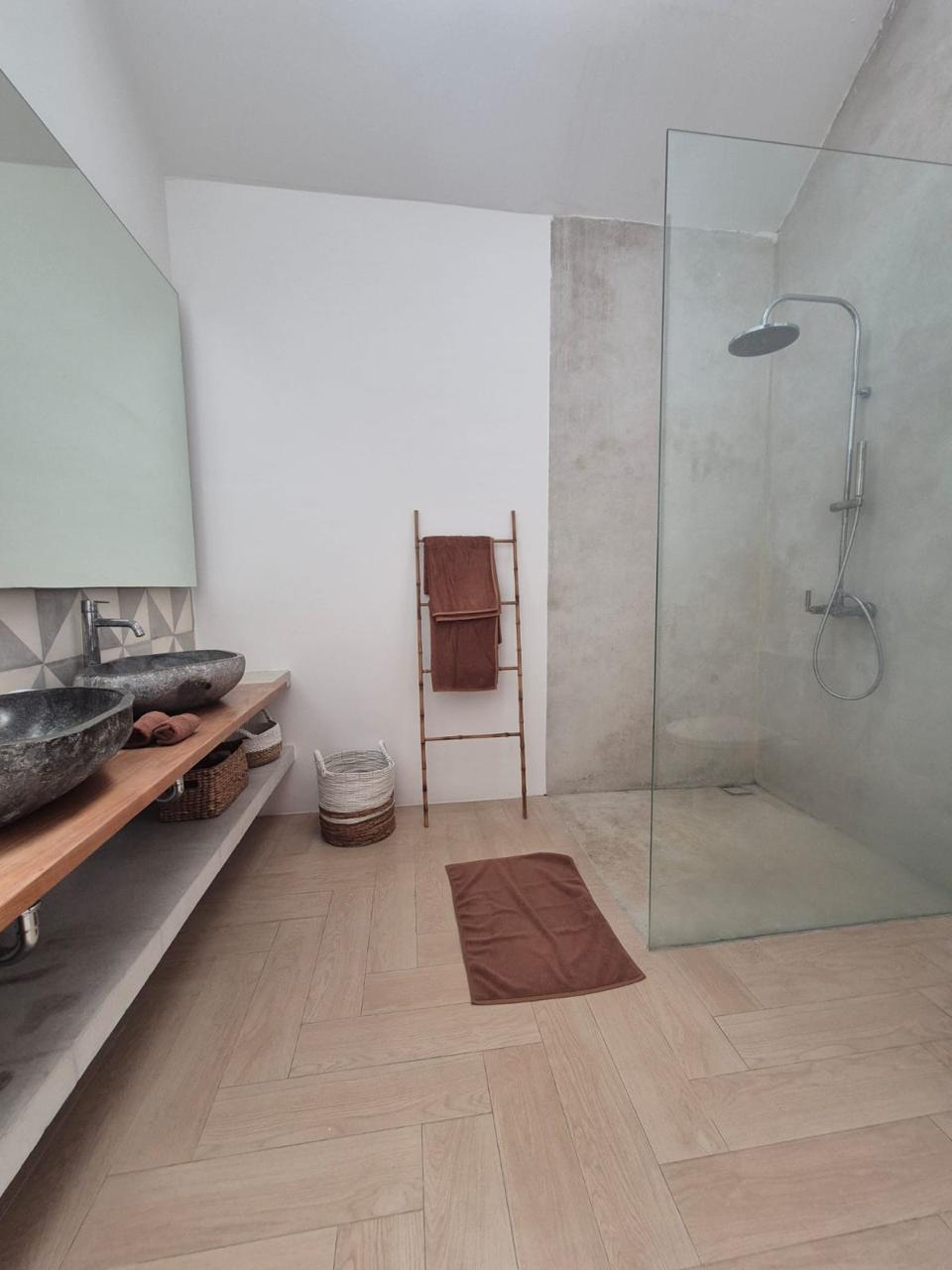 Canggu,Bali,Indonesia,3 Bedrooms,3 Bathrooms,Villa,MLS ID 2579