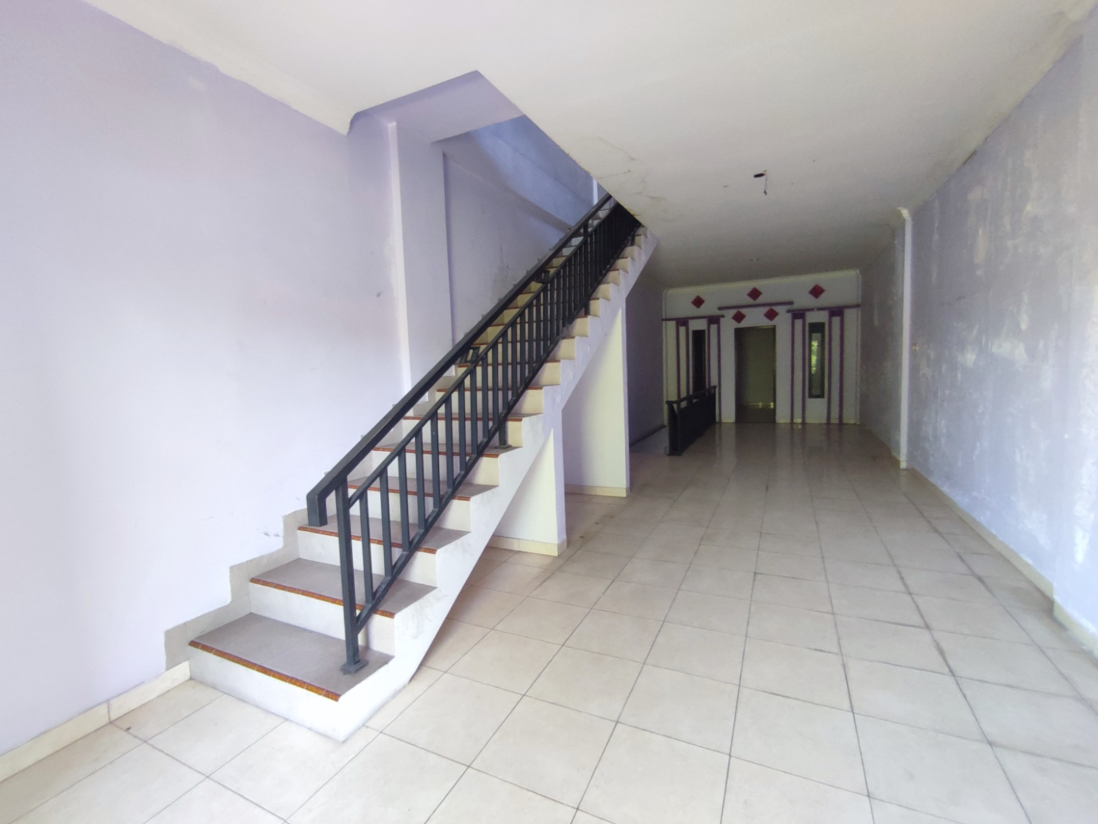 Kuta,Bali,Indonesia,4 Bedrooms,4 Bathrooms,Commercial,MLS ID 2581