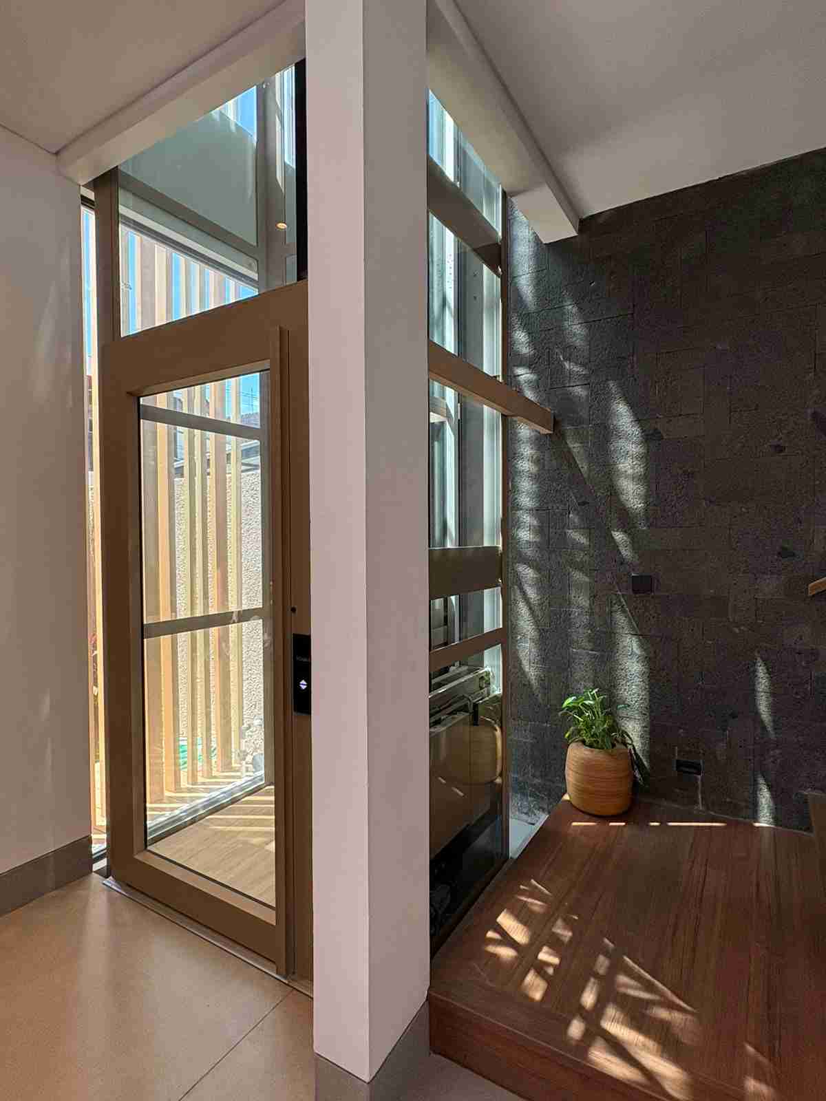 Seminyak,Bali,Indonesia,3 Bedrooms,4 Bathrooms,Villa,MLS ID 2582