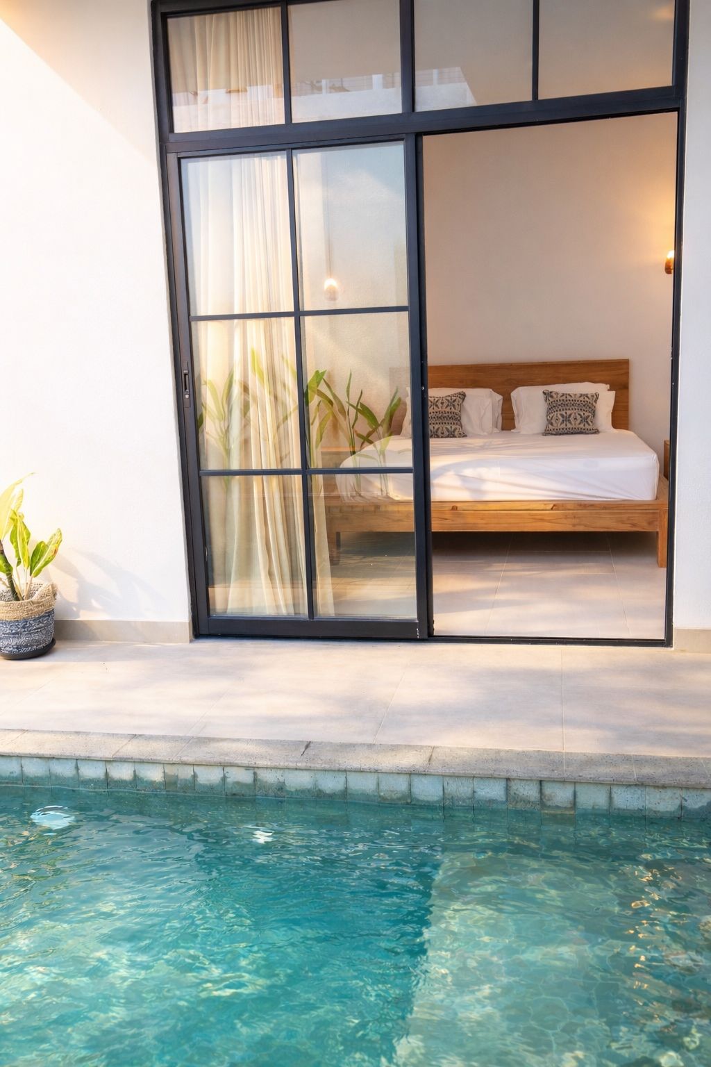Seminyak,Bali,Indonesia,3 Bedrooms,4 Bathrooms,Villa,MLS ID 2583