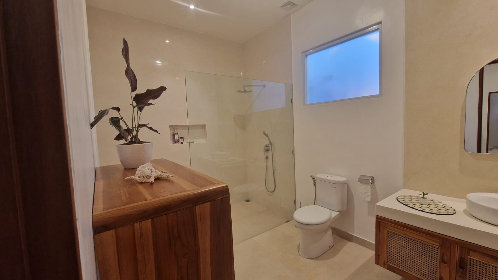 Nusa Dua,Bali,Indonesia,2 Bedrooms,2 Bathrooms,Villa,MLS ID 2622