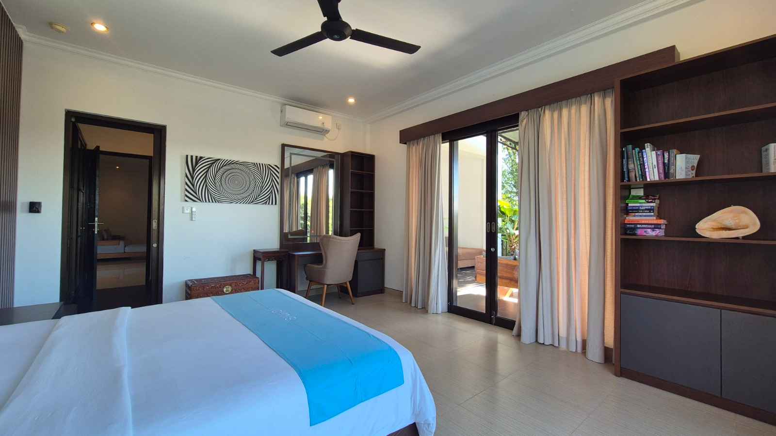 Jimbaran,Bali,Indonesia,5 Bedrooms,5 Bathrooms,Villa,MLS ID 2623
