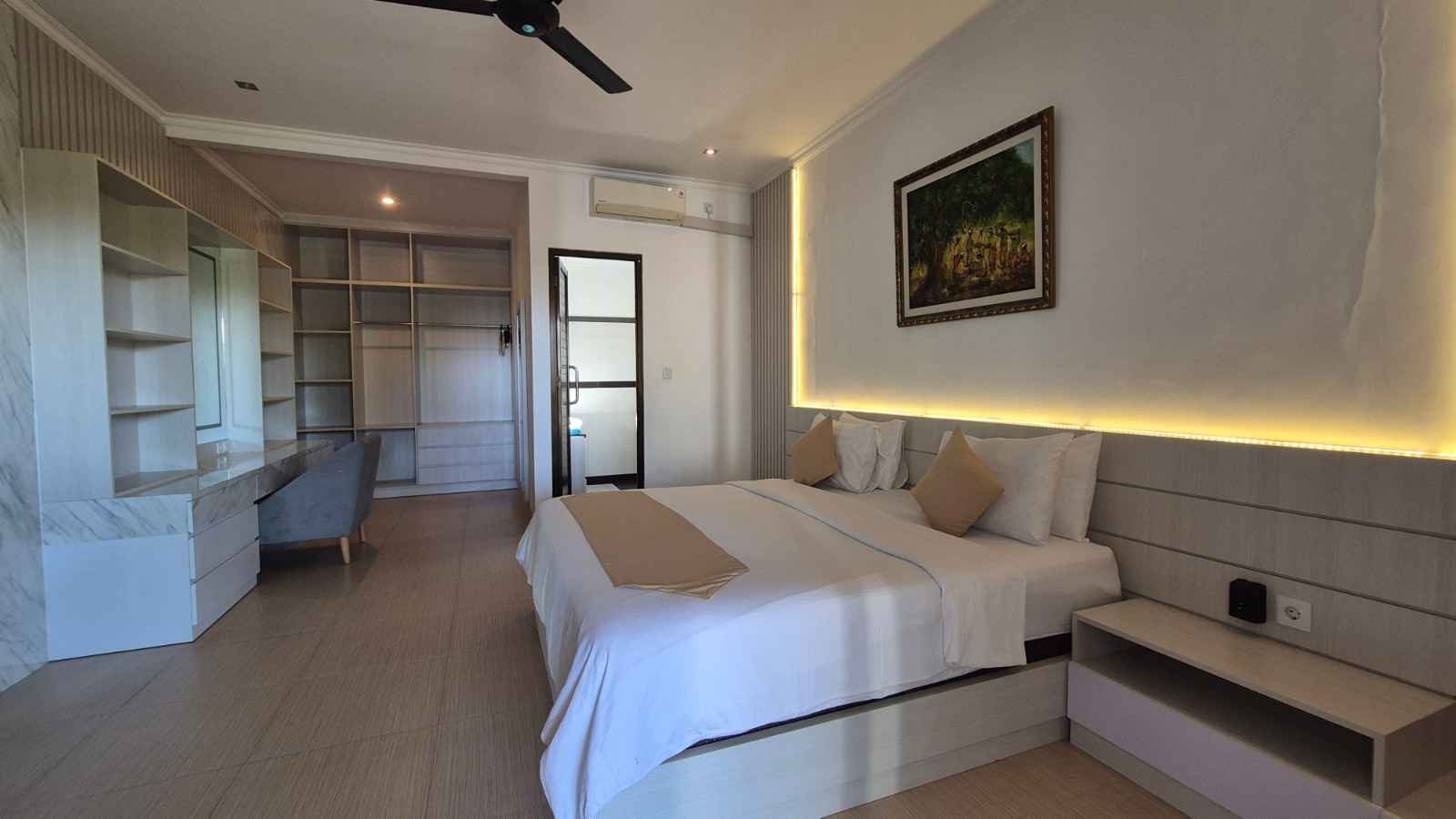 Jimbaran,Bali,Indonesia,5 Bedrooms,5 Bathrooms,Villa,MLS ID 2623