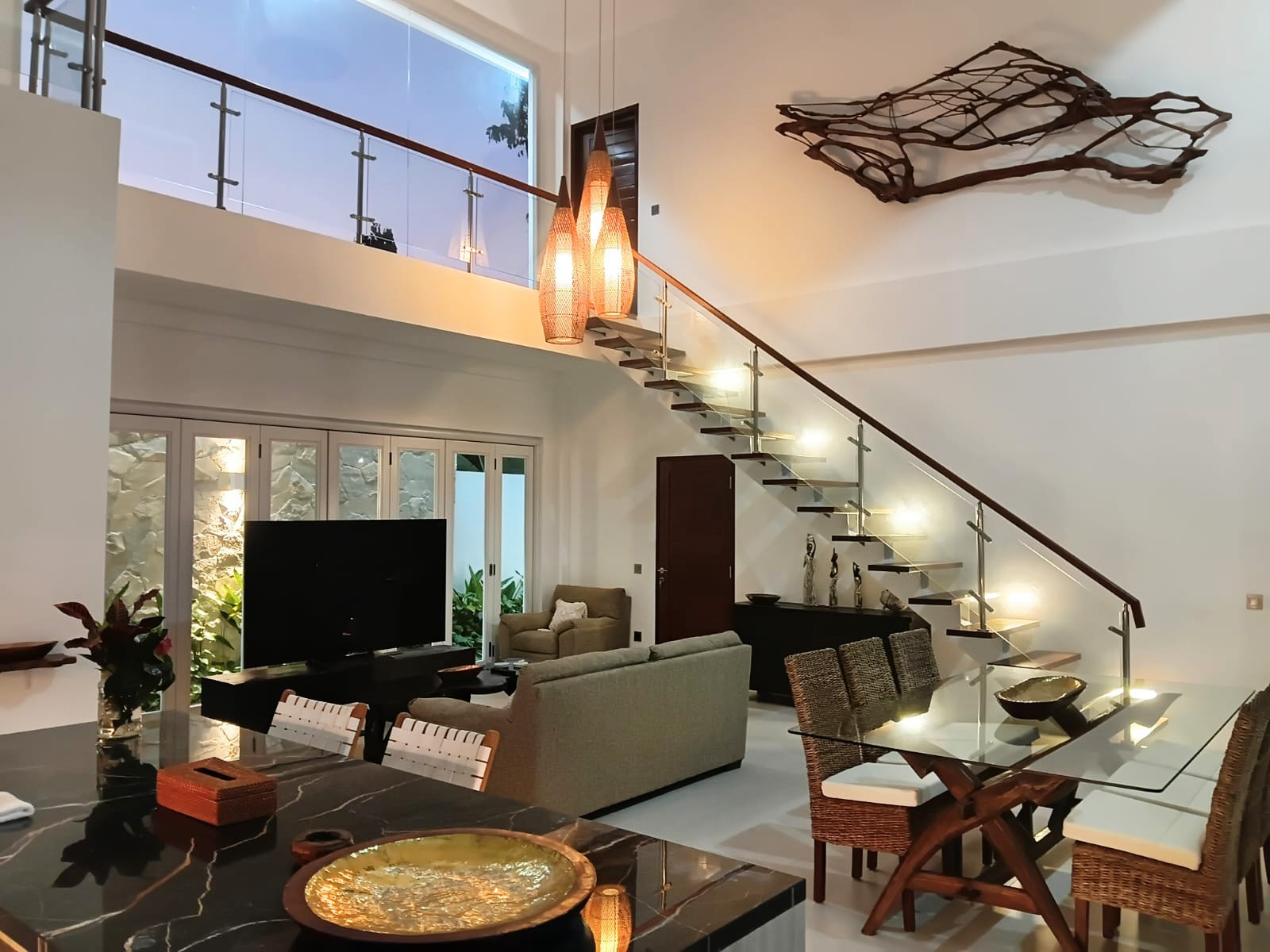 Ubud,Bali,Indonesia,2 Bedrooms,5 Bathrooms,Residential,MLS ID 2664