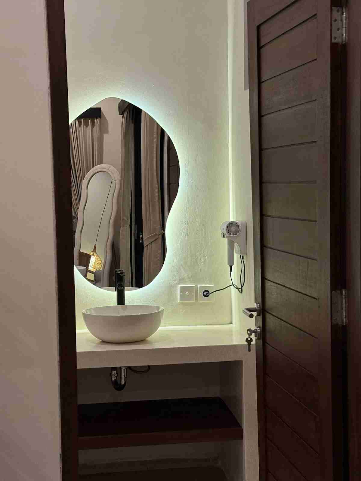 Canggu,Bali,Indonesia,2 Bedrooms,2 Bathrooms,Villa,MLS ID 2686