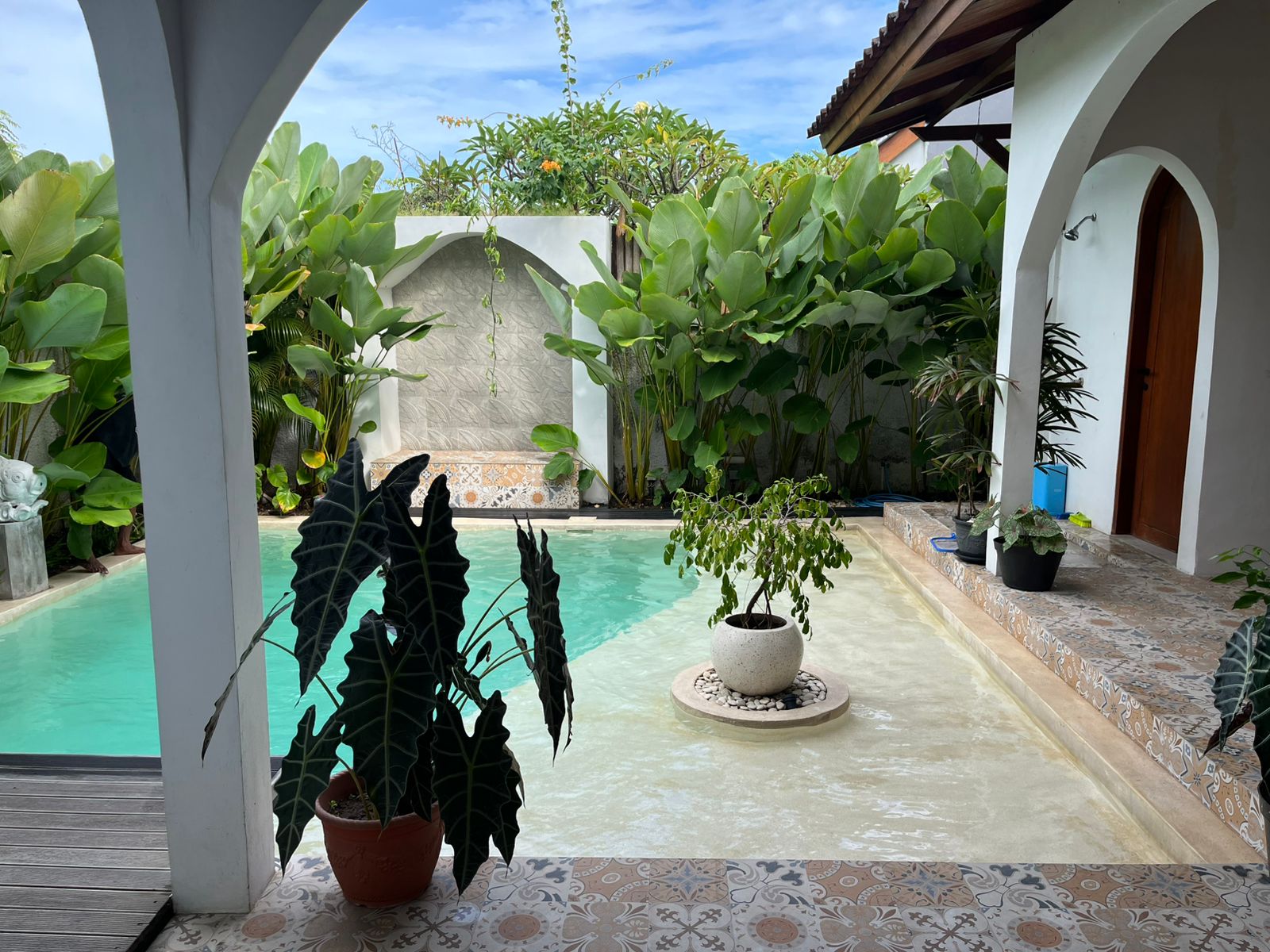 Sanur,Bali,Indonesia,2 Bedrooms,62 Bathrooms,Villa,MLS ID 2696