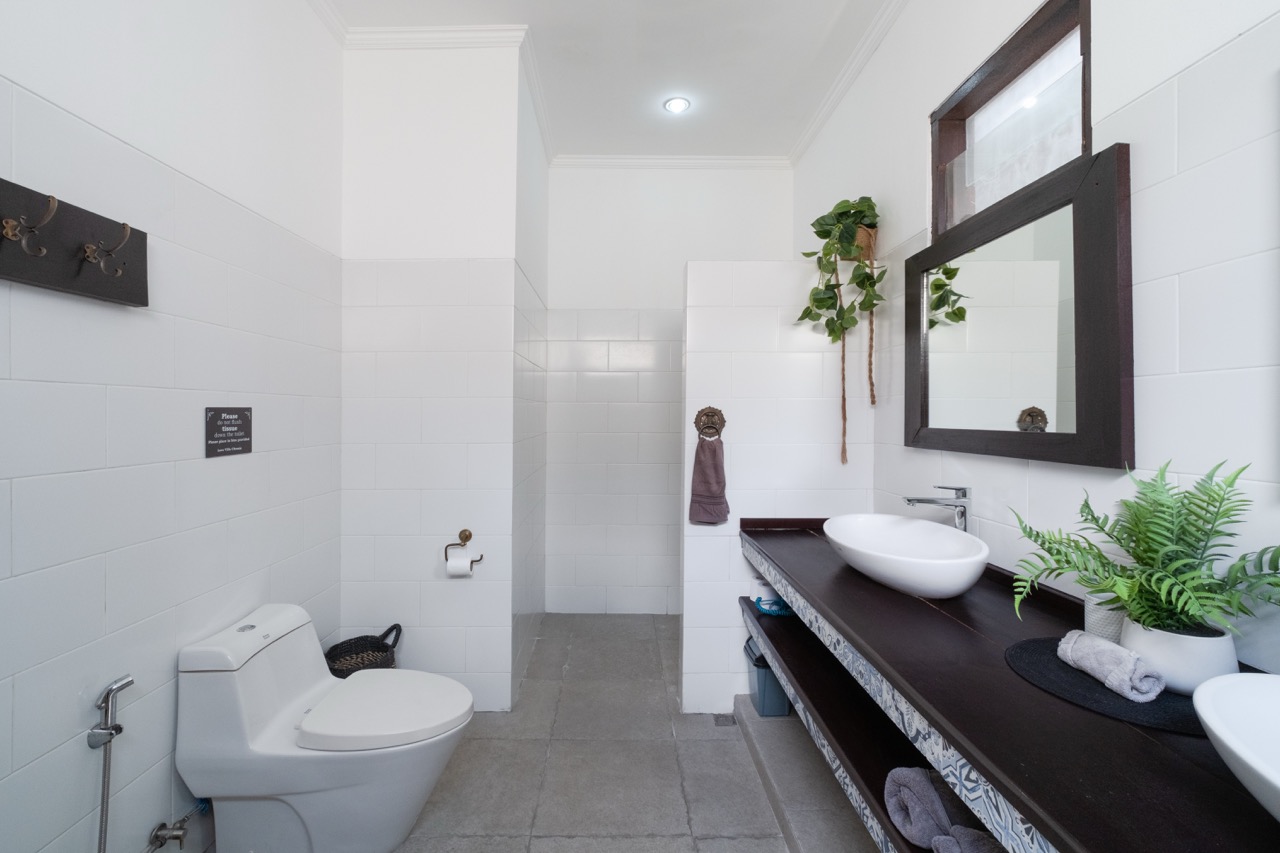 Kerobokan,Bali,Indonesia,3 Bedrooms,3 Bathrooms,Villa,MLS ID 2700