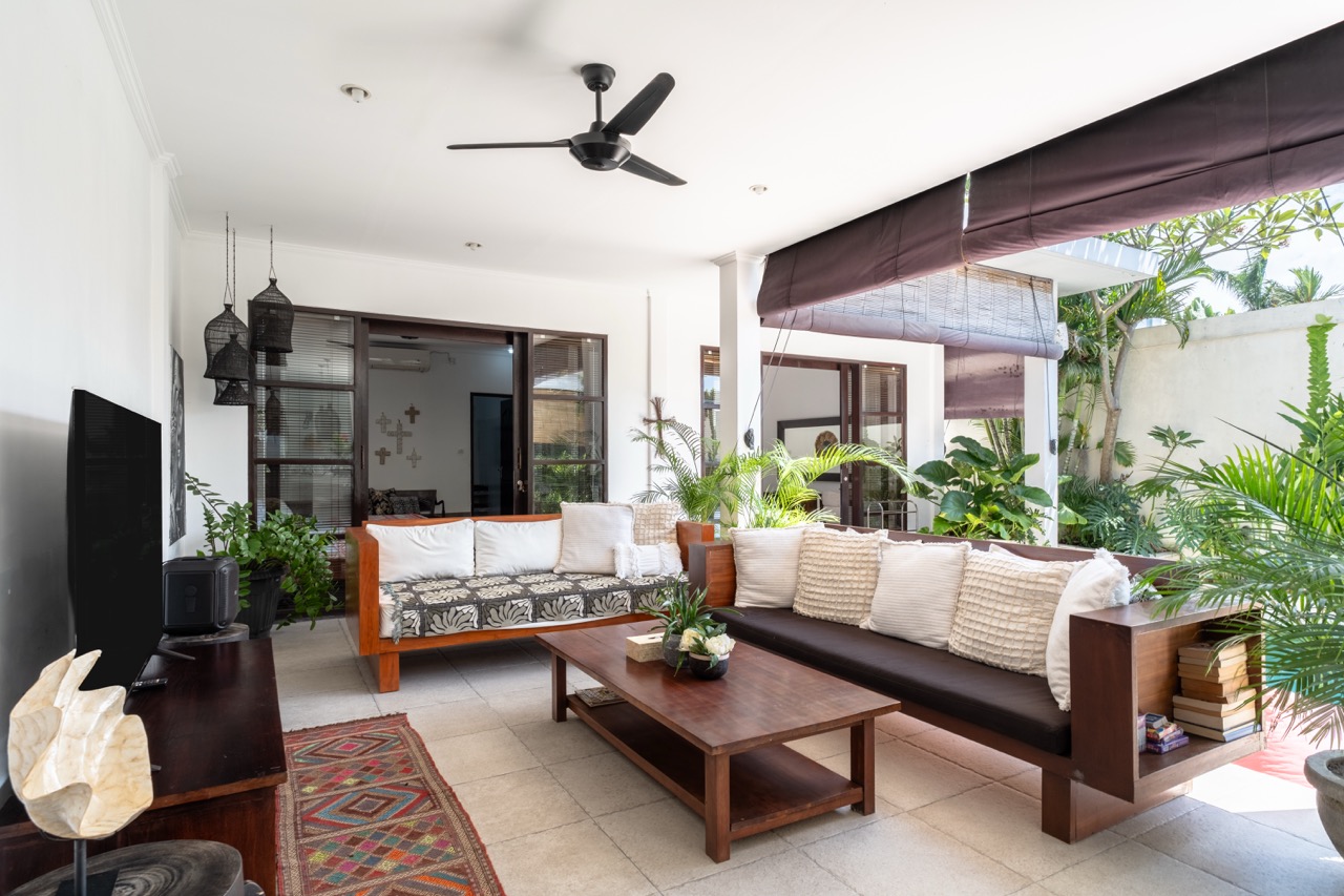 Kerobokan,Bali,Indonesia,3 Bedrooms,3 Bathrooms,Villa,MLS ID 2700