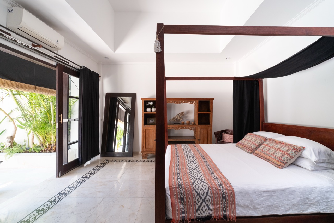 Kerobokan,Bali,Indonesia,3 Bedrooms,3 Bathrooms,Villa,MLS ID 2700