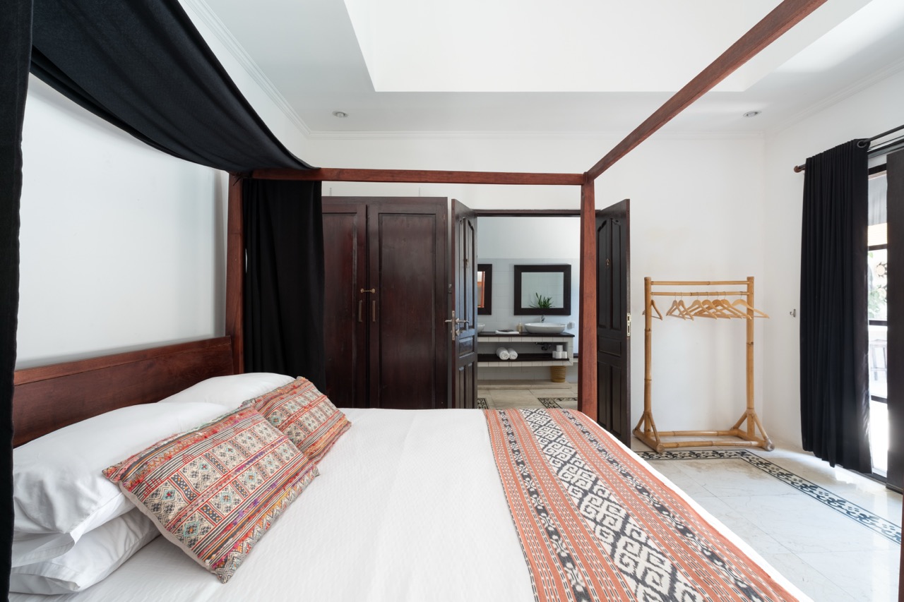Kerobokan,Bali,Indonesia,3 Bedrooms,3 Bathrooms,Villa,MLS ID 2700