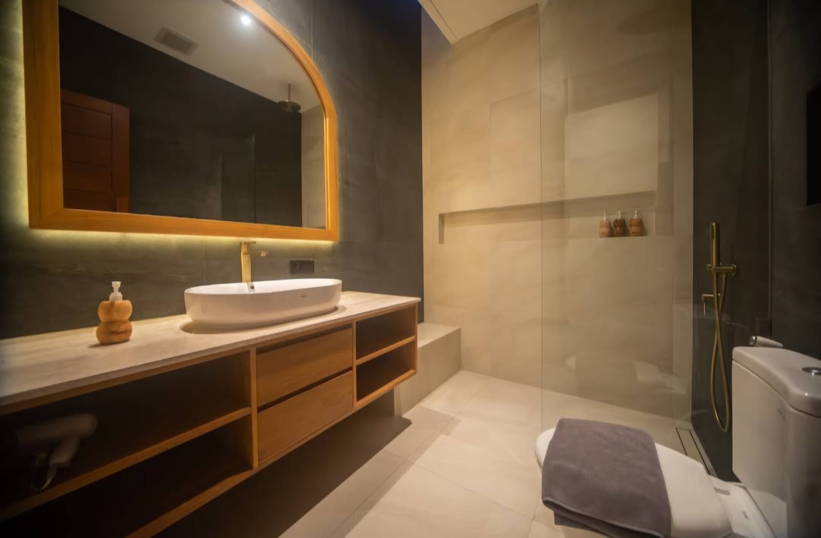 Sanur,Bali,Indonesia,2 Bedrooms,2 Bathrooms,Villa,MLS ID 2703