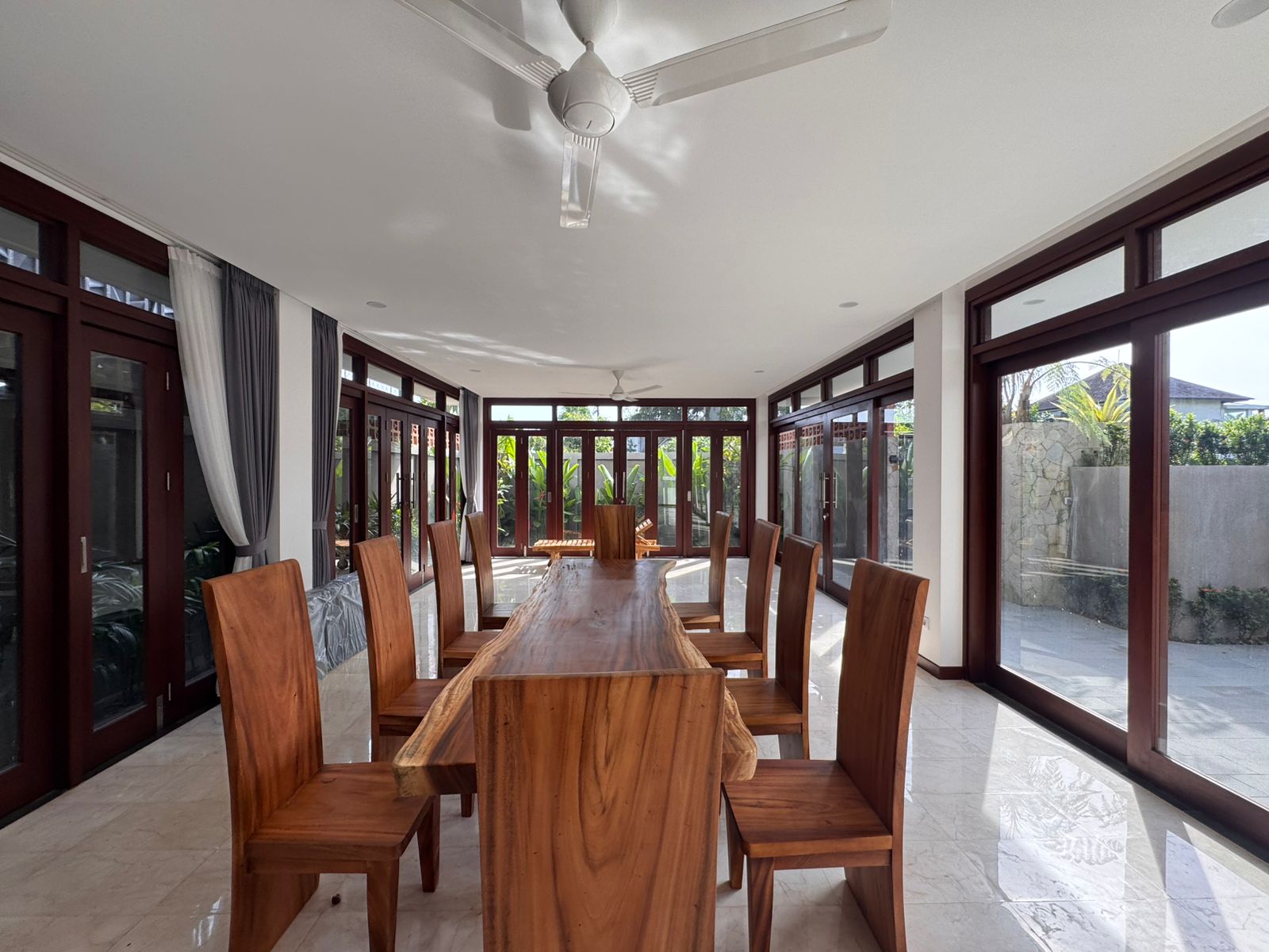 Pererenan,Bali,Indonesia,5 Bedrooms,7 Bathrooms,Villa,MLS ID 2708