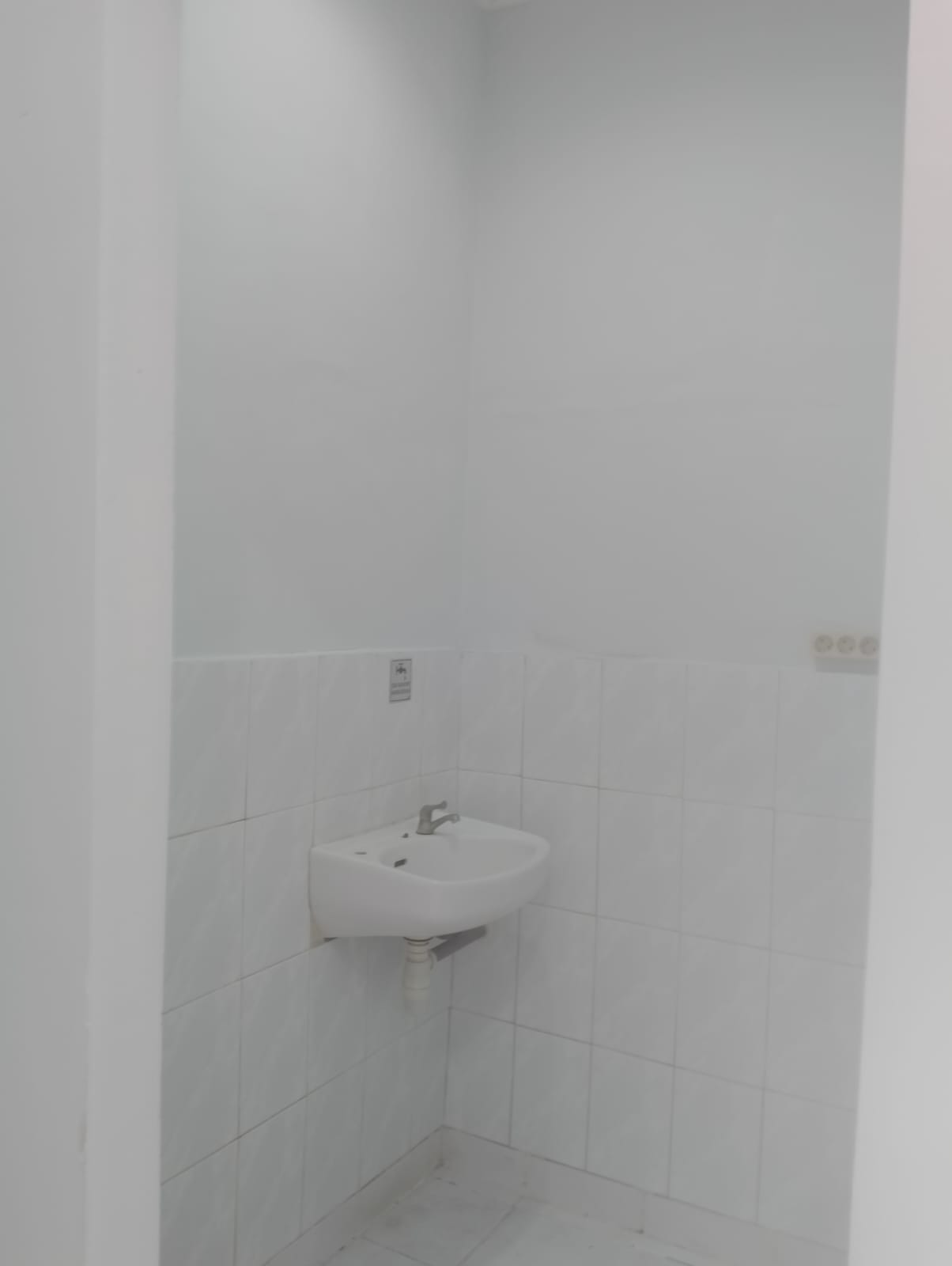 Denpasar,Bali,Indonesia,2 Bedrooms,1 Bathroom,Commercial,MLS ID 2713