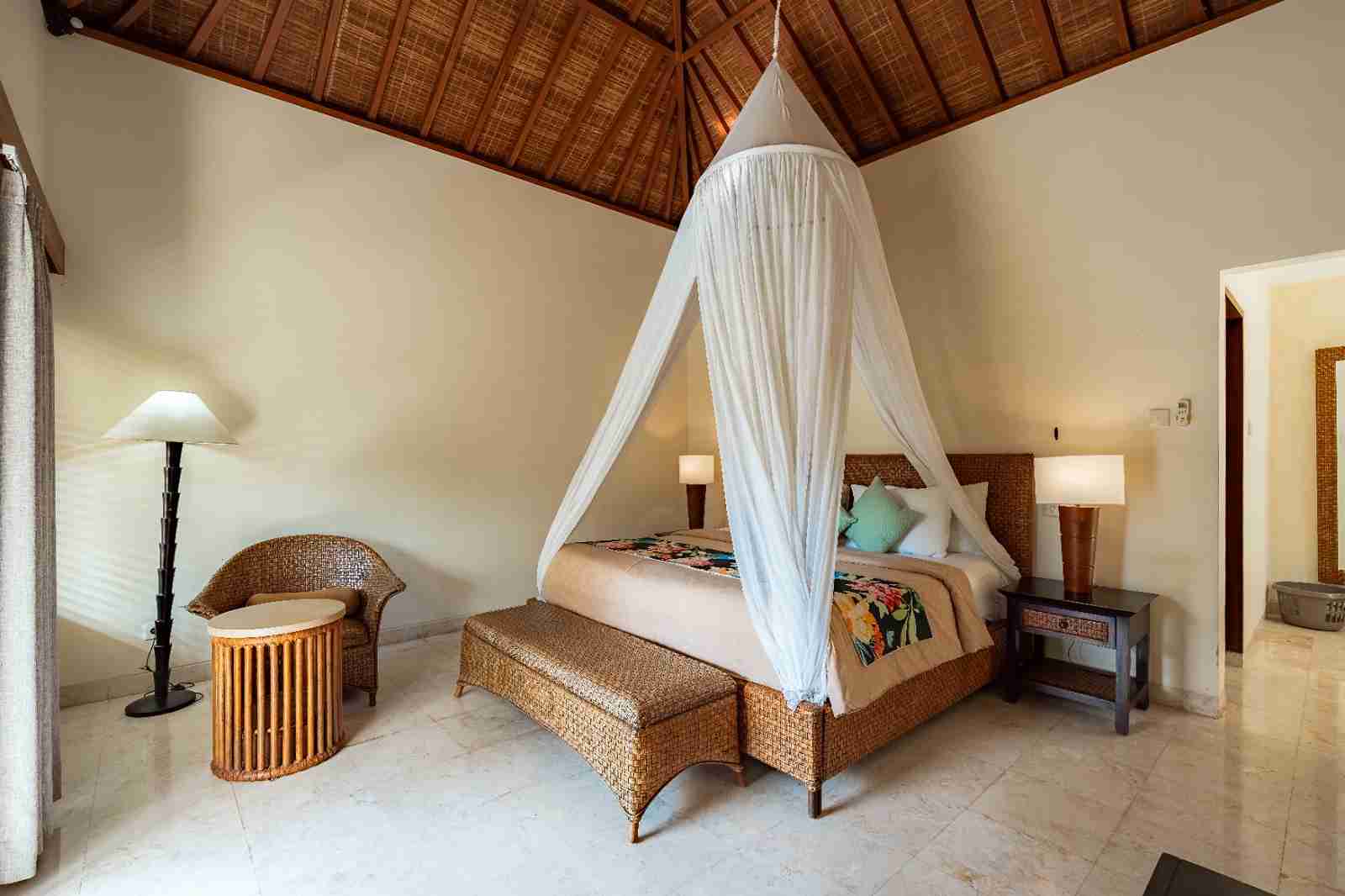 Ungasan,Bali,Indonesia,16 Bedrooms,25 Bathrooms,Villa,MLS ID 2733